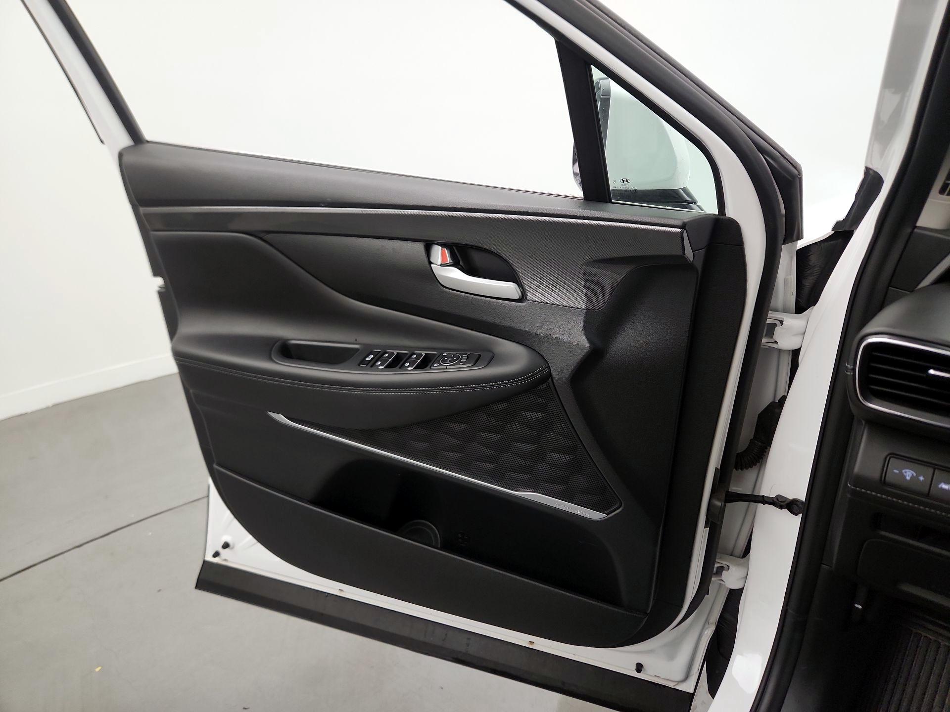 Thumbnail: 2023 Hyundai Santa Fe - 12