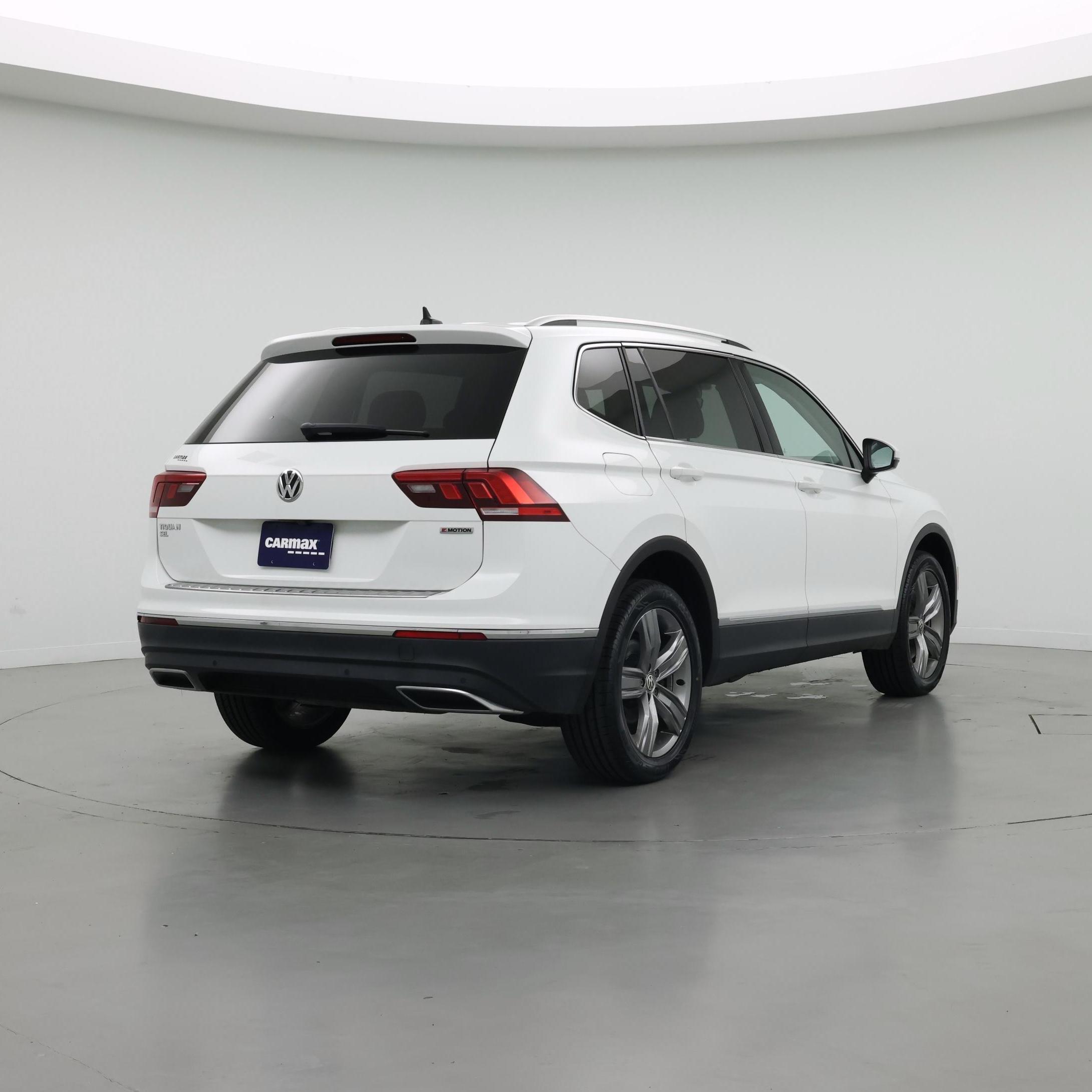 Thumbnail: 2021 Volkswagen Tiguan - 8