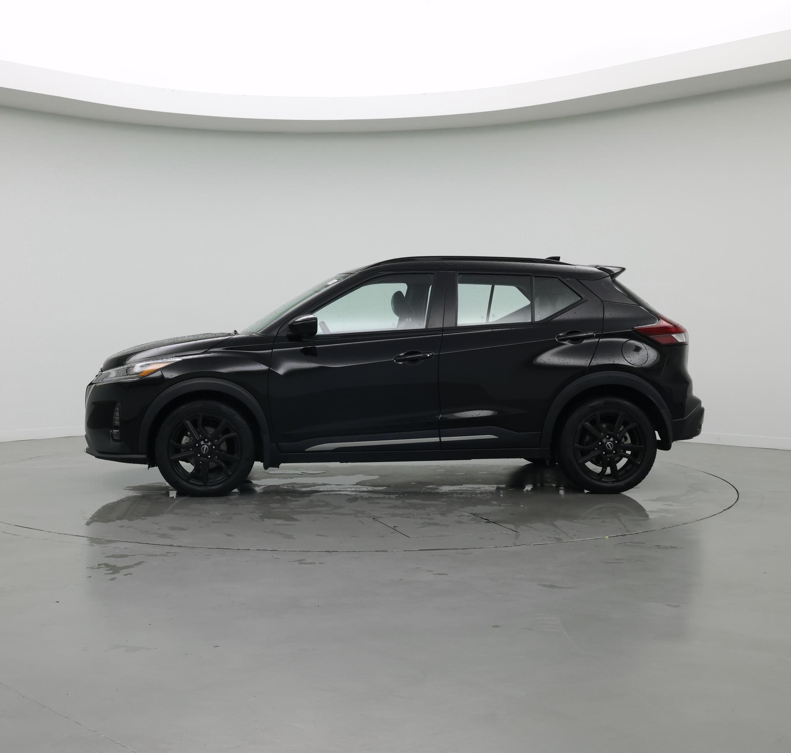 Thumbnail: 2024 Nissan Kicks - 3