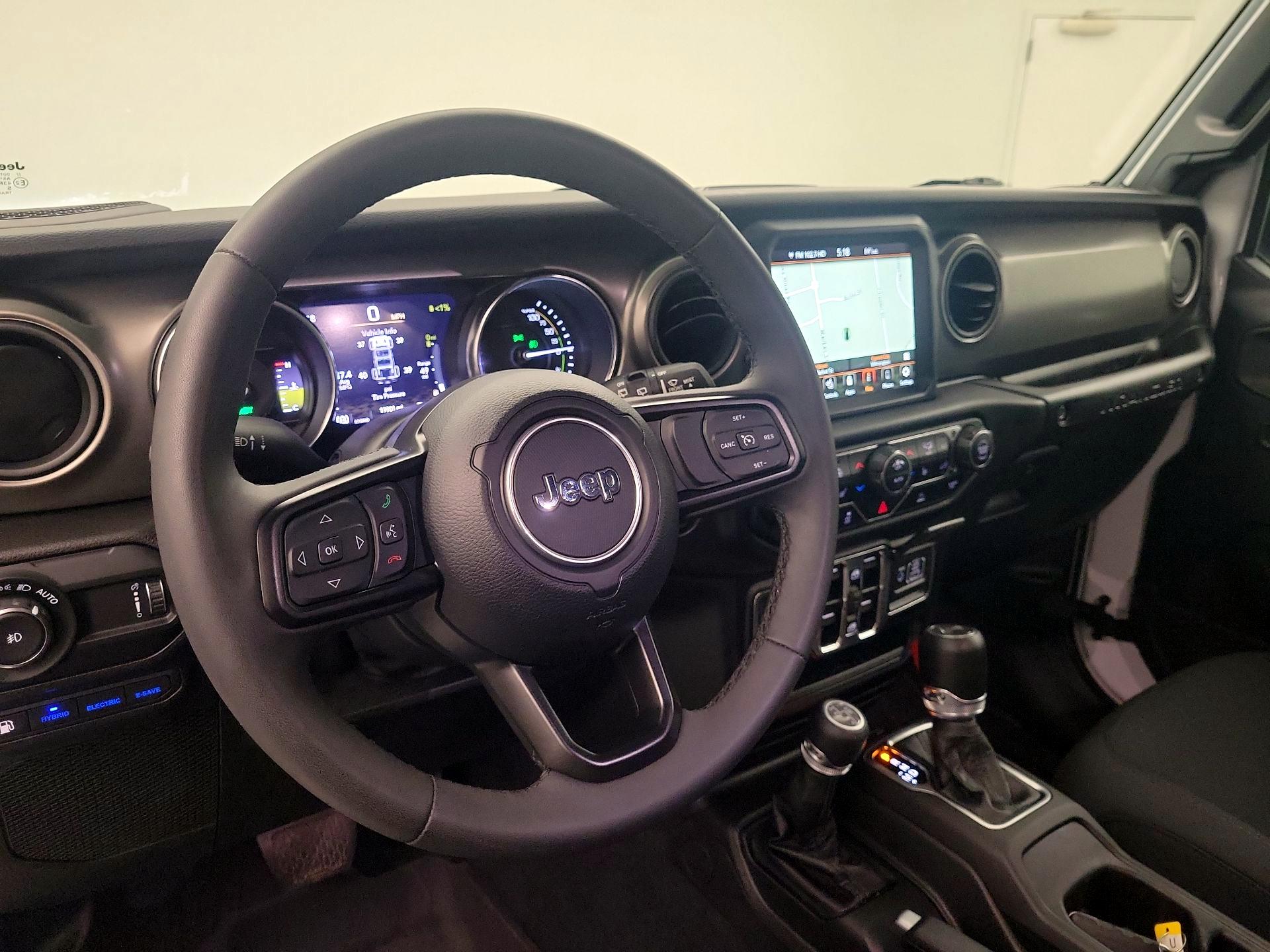 Thumbnail: 2023 Jeep Wrangler - 9