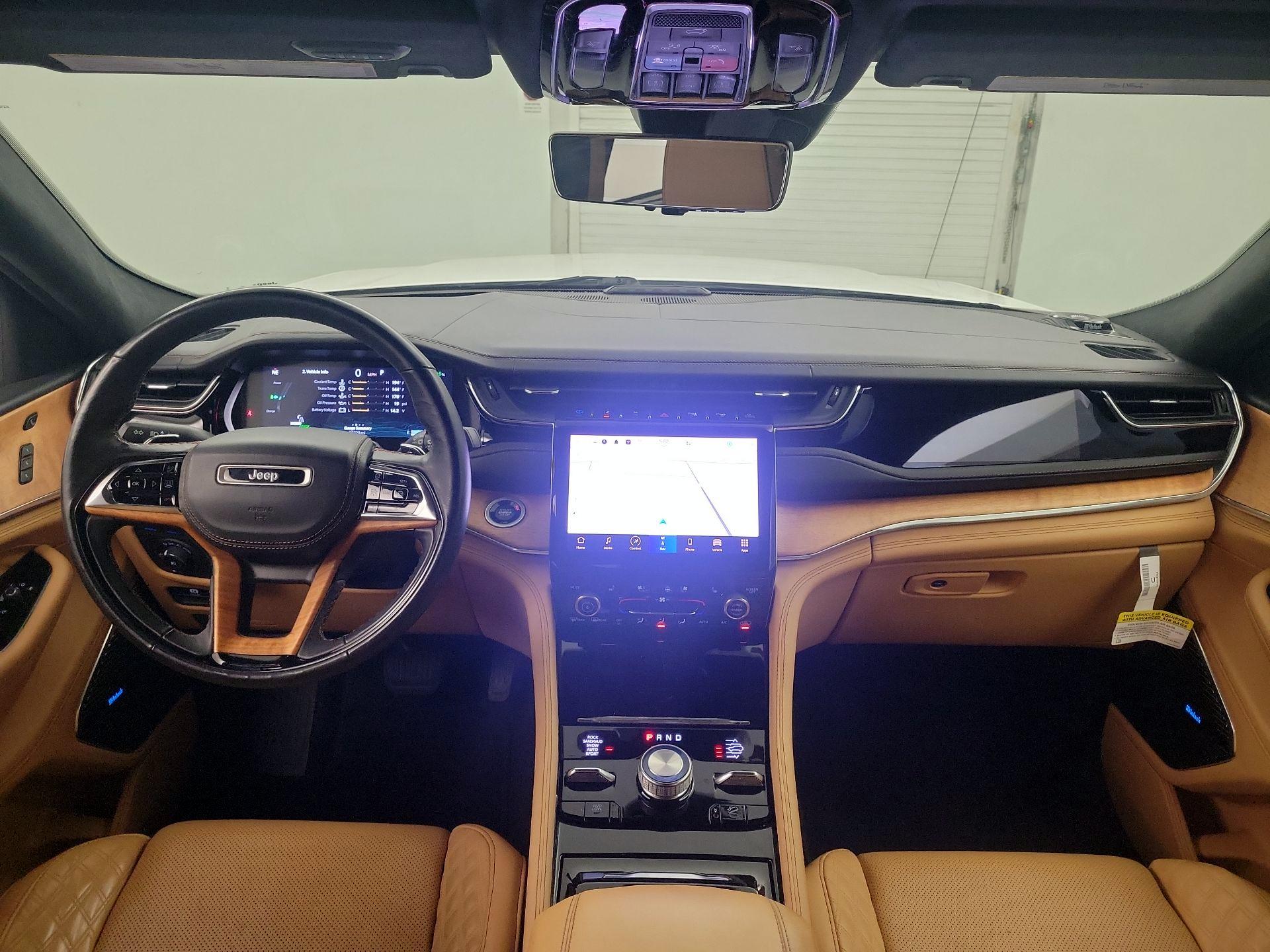 Thumbnail: 2022 Jeep Grand Cherokee - 9
