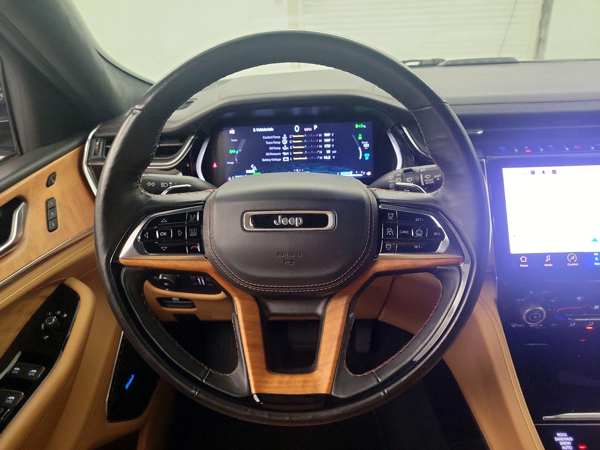 Thumbnail: 2022 Jeep Grand Cherokee - 10