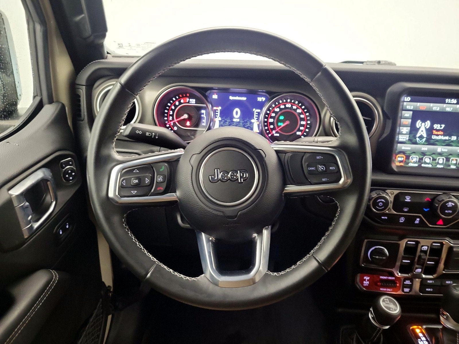2022 Jeep Wrangler Unlimited Rubicon - Photo 11