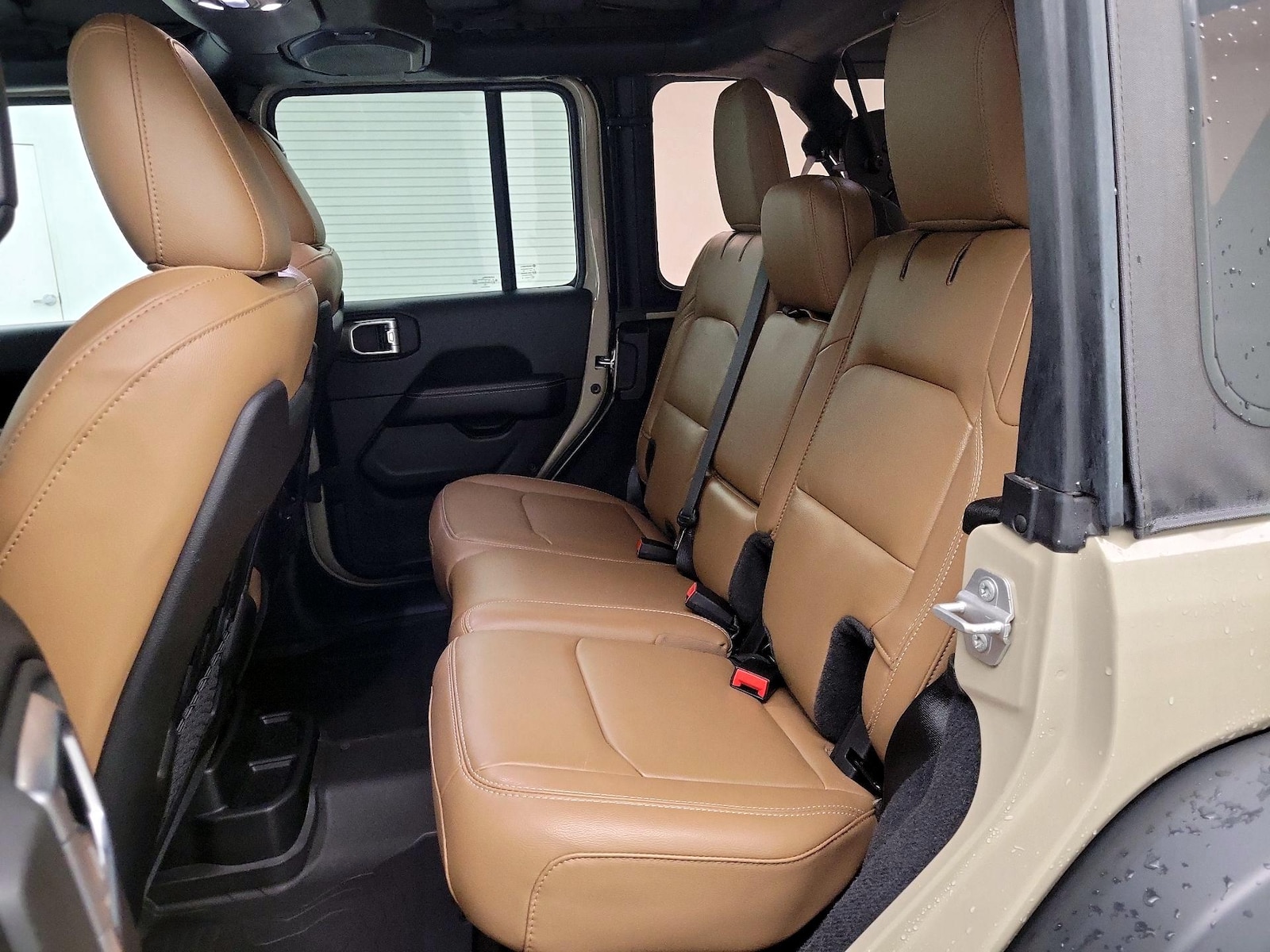 2022 Jeep Wrangler Unlimited Rubicon - Photo 21