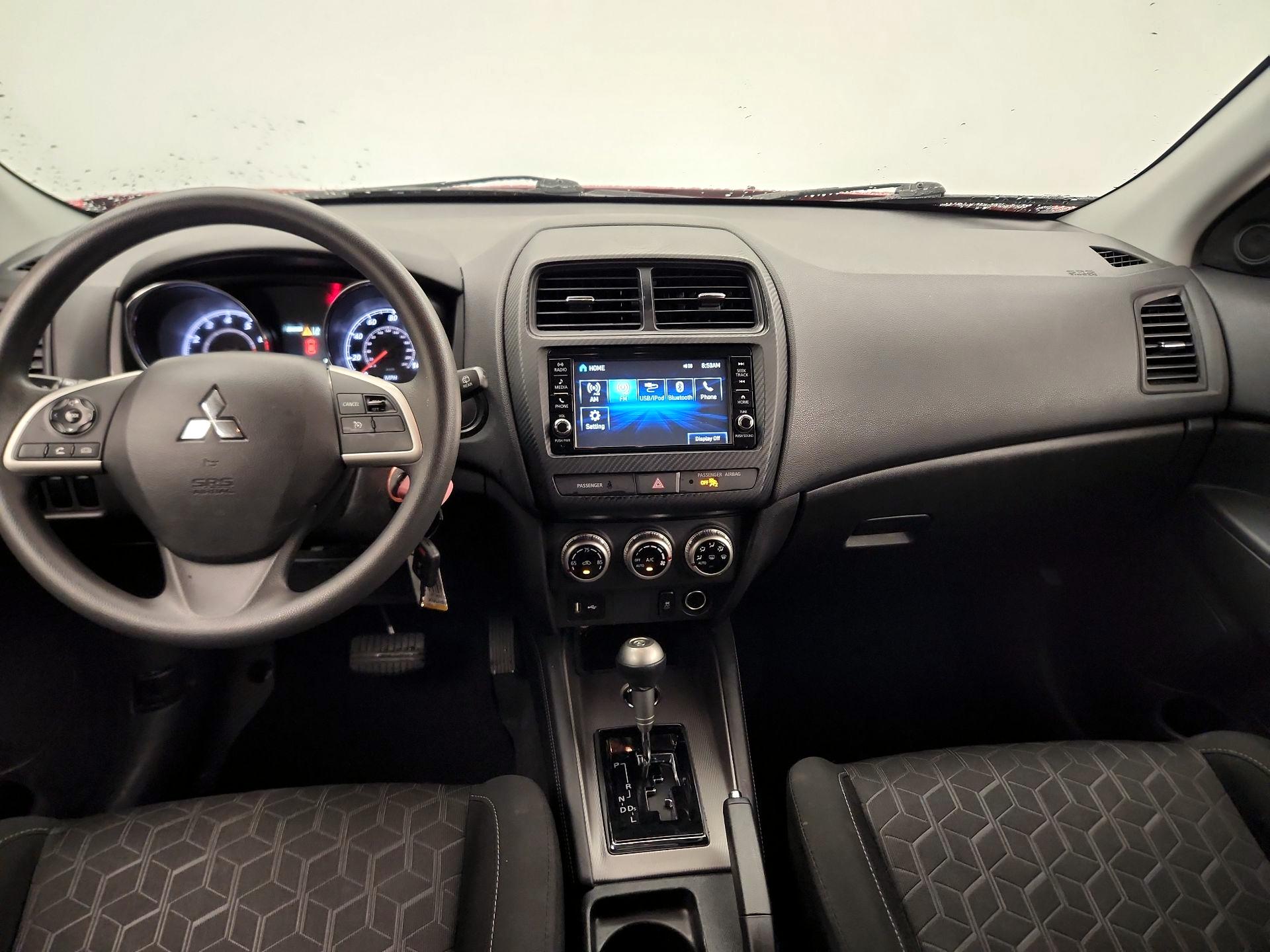 Thumbnail: 2024 Mitsubishi Outlander Sport - 9