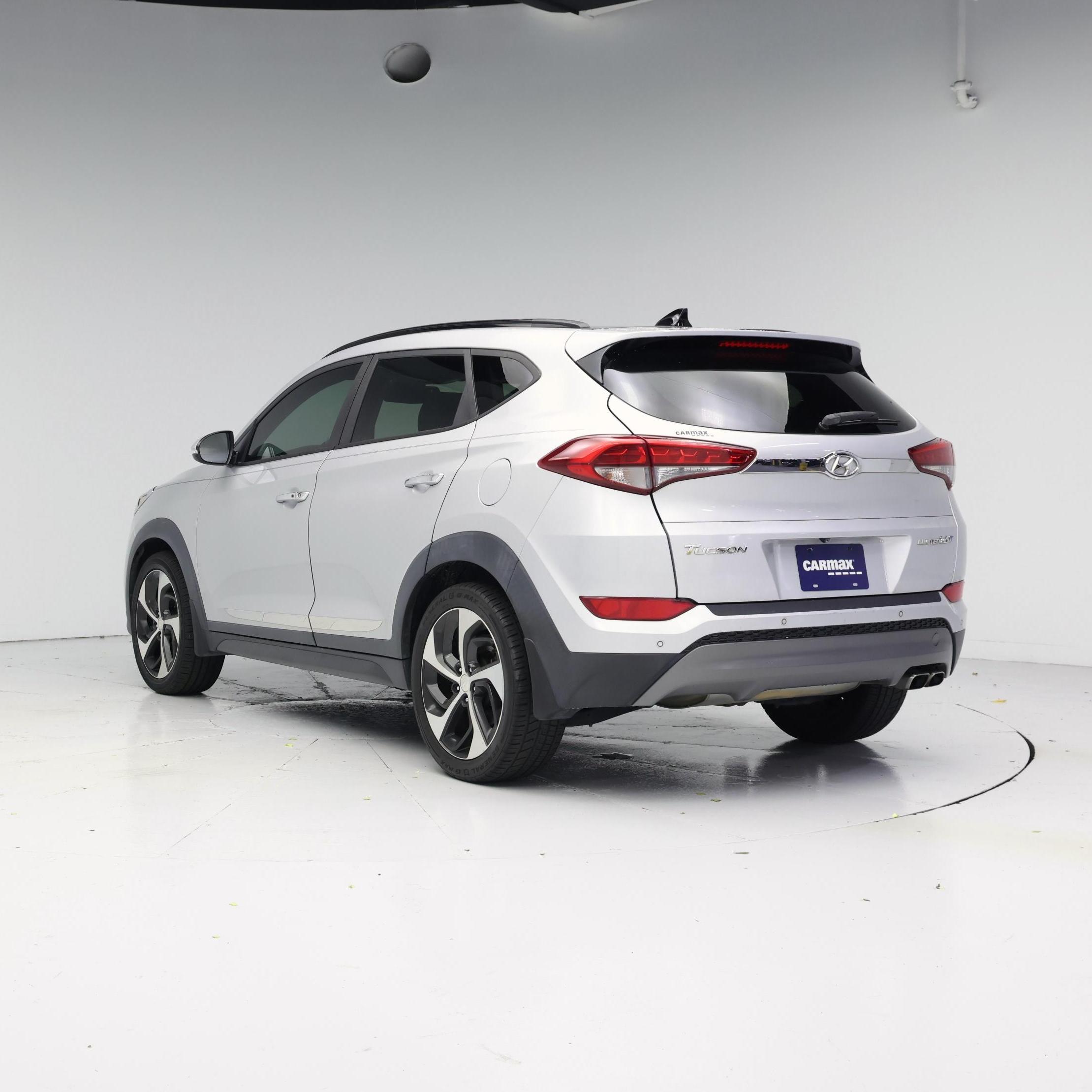 Thumbnail: 2016 Hyundai Tucson - 2