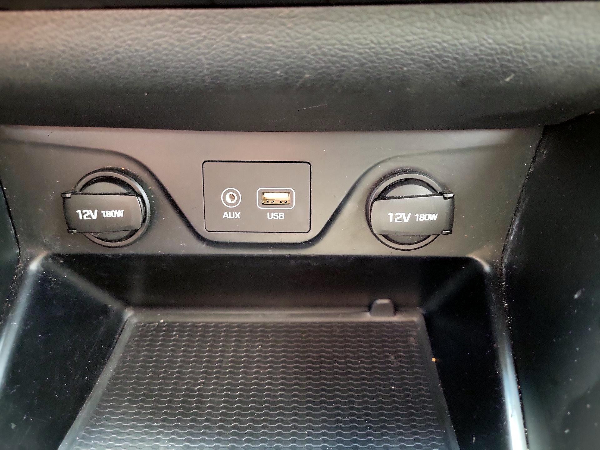 Thumbnail: 2016 Hyundai Tucson - 19