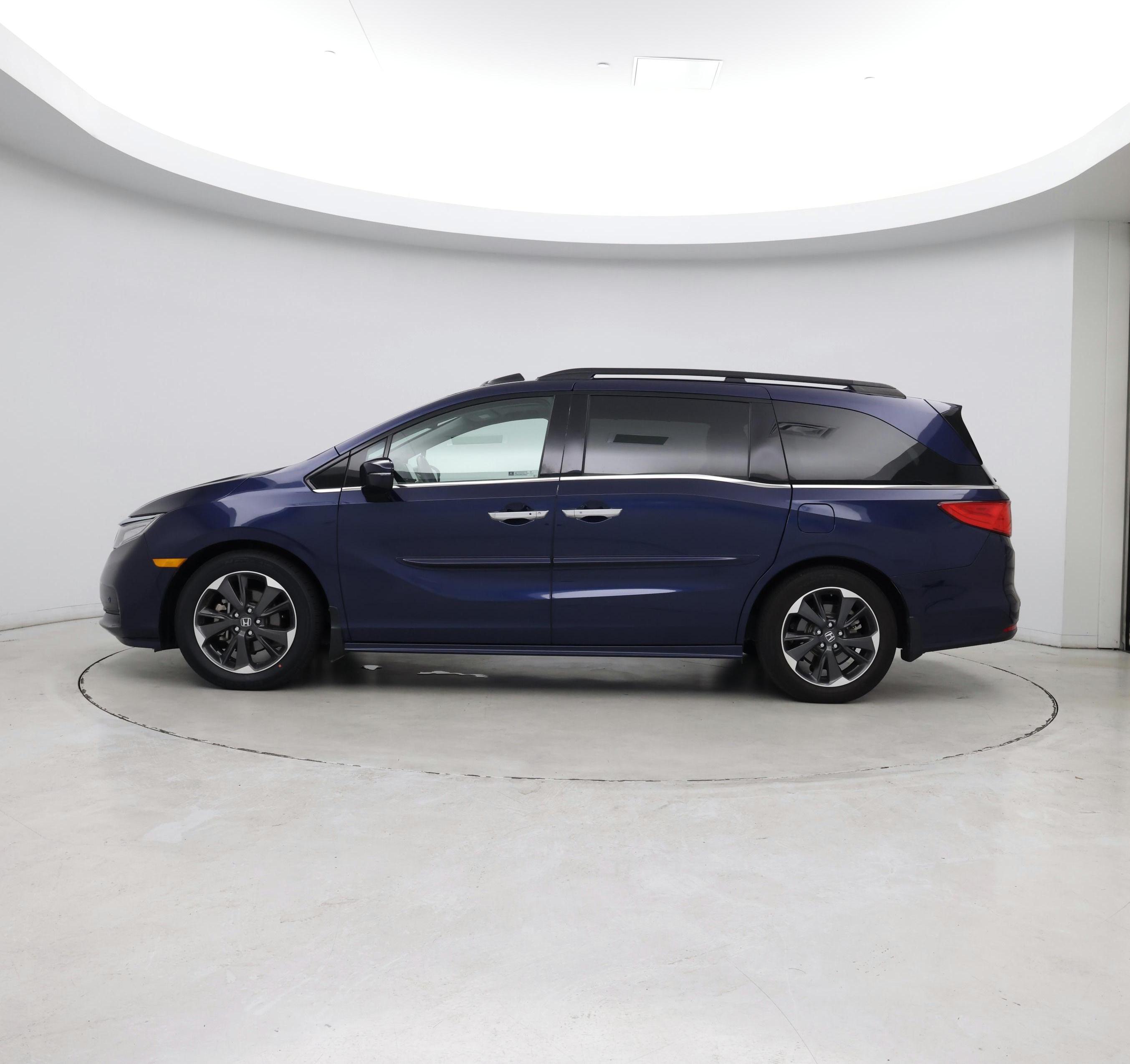 Thumbnail: 2022 Honda Odyssey - 2