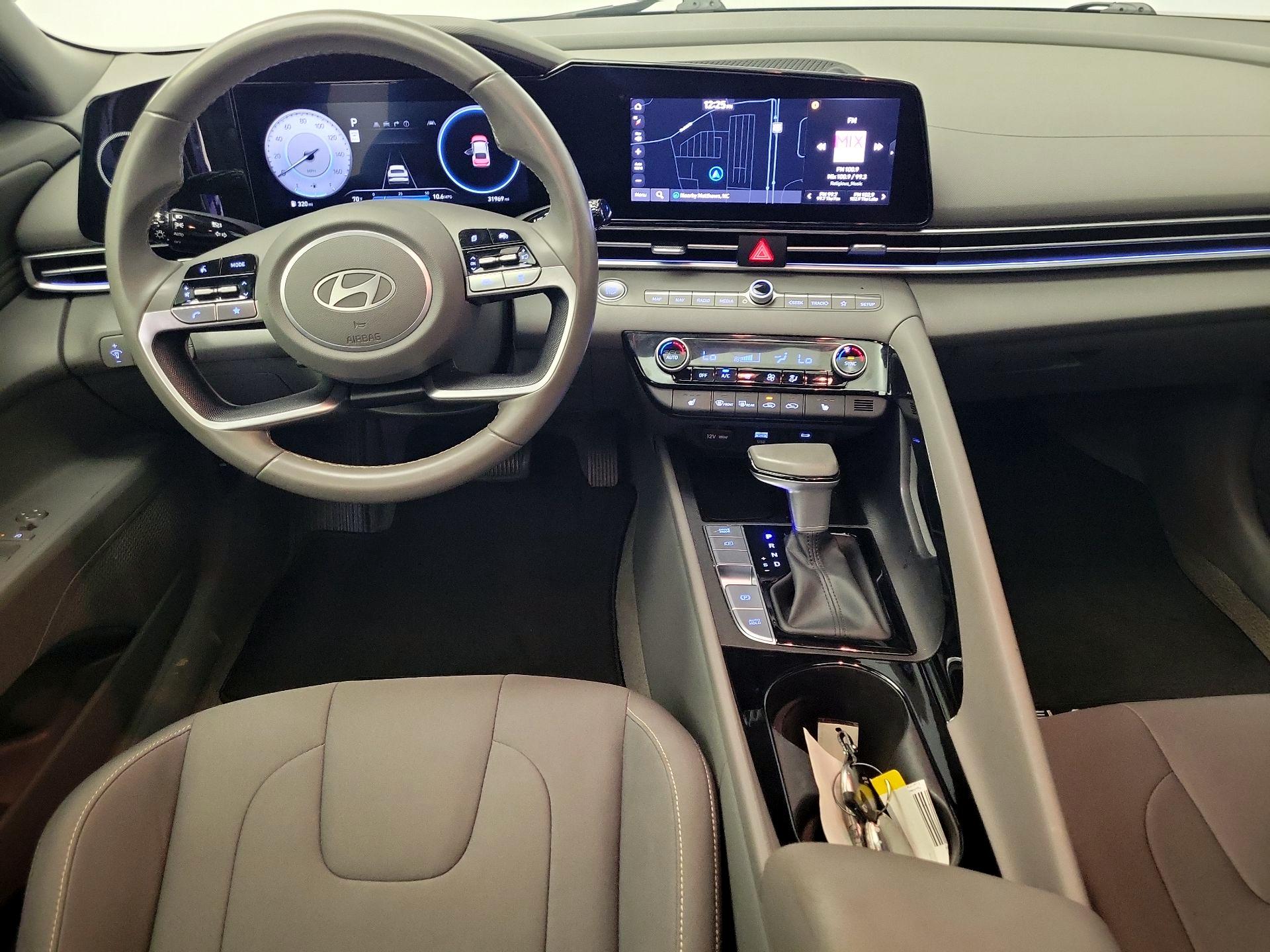 Thumbnail: 2024 Hyundai Elantra - 9