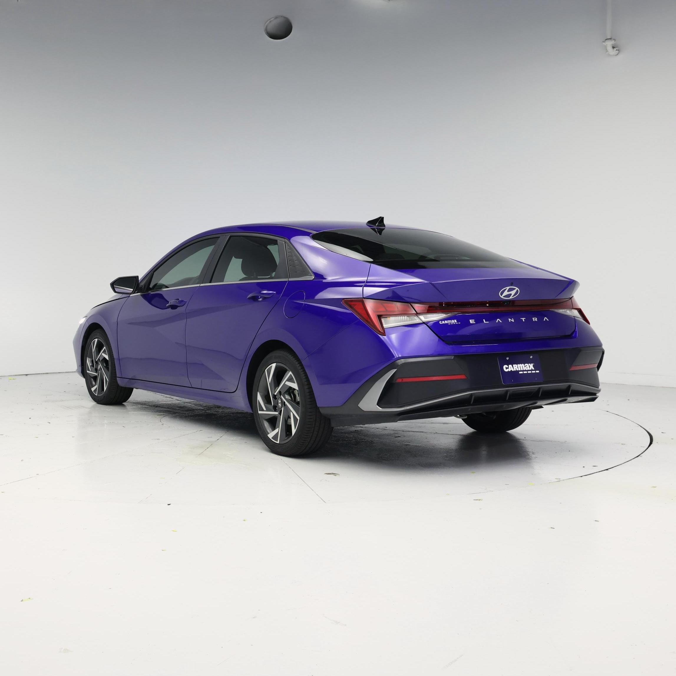 Thumbnail: 2024 Hyundai Elantra - 2