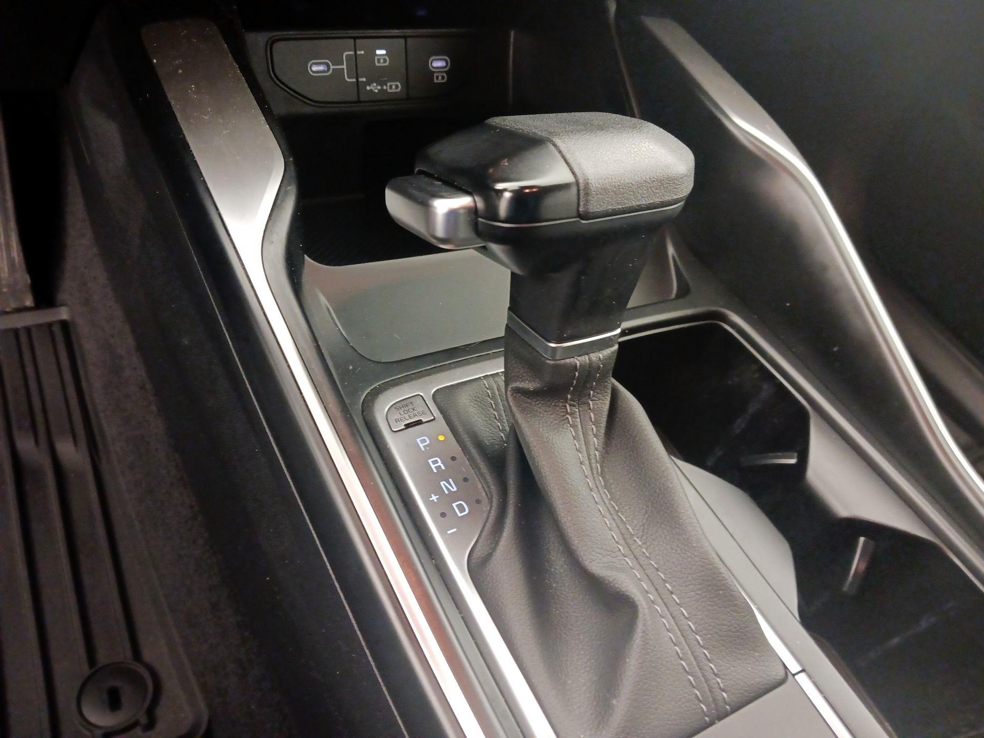 Thumbnail: 2025 Kia Sorento - 17