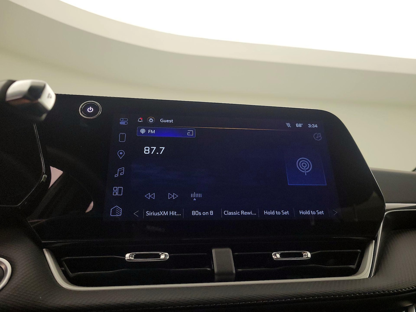 2025 Chevrolet Equinox LT - Photo 16
