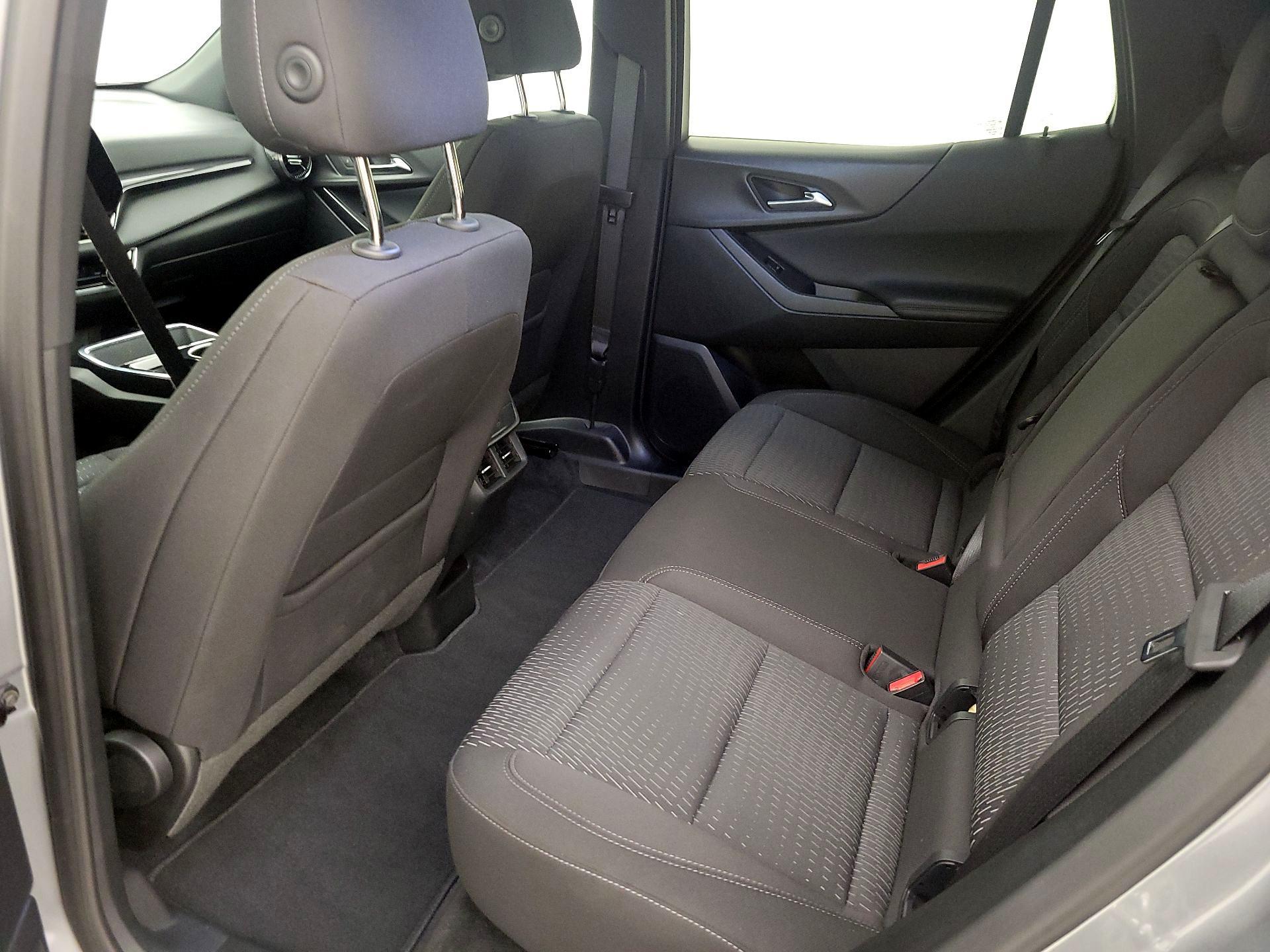 Thumbnail: 2025 Chevrolet Equinox - 19