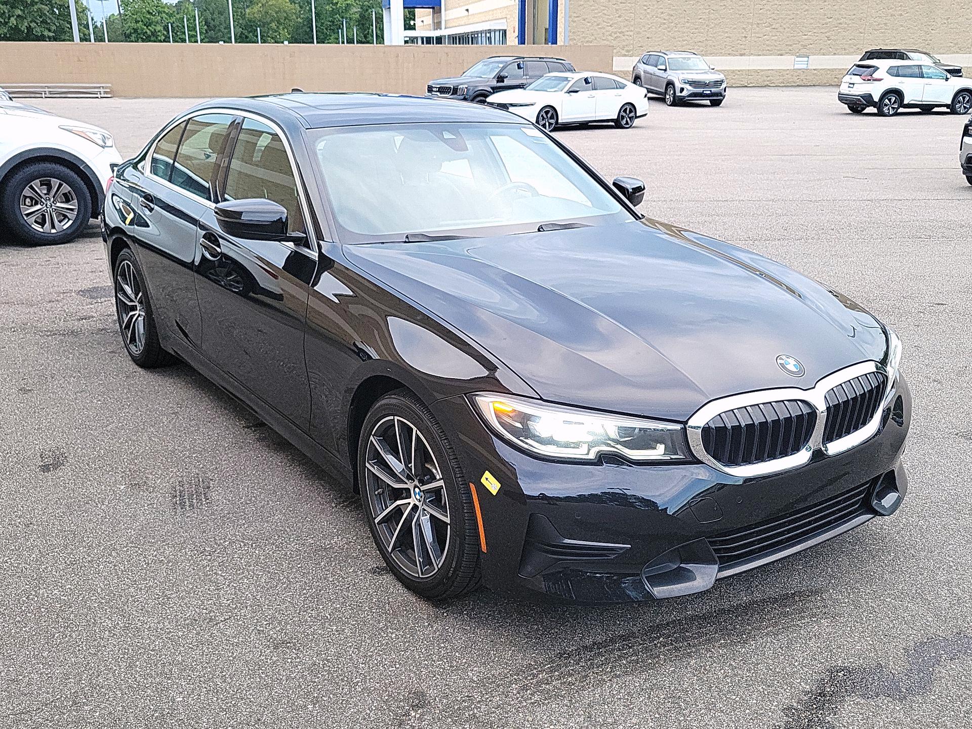 Thumbnail: 2021 BMW 3 Series - 1