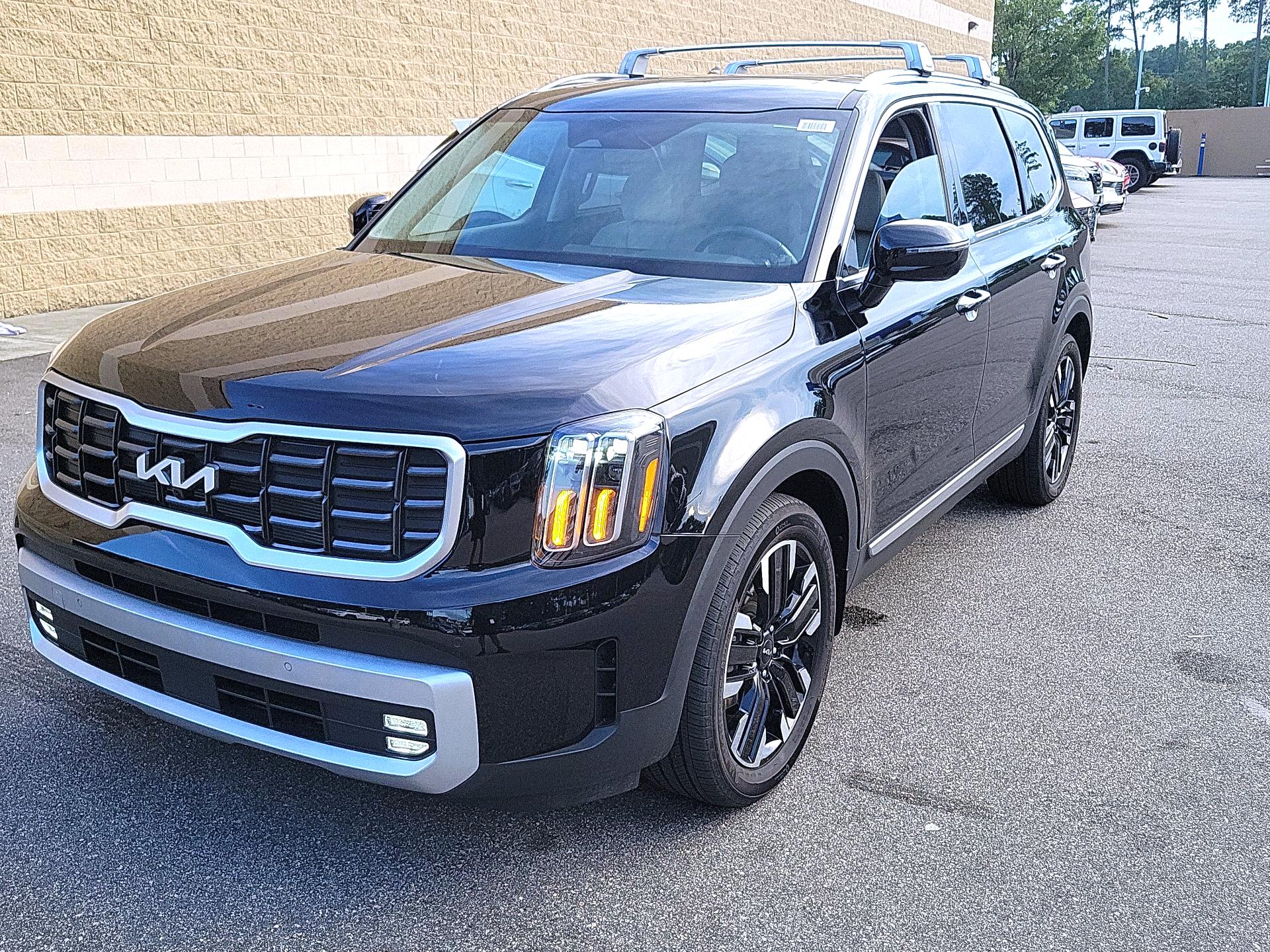 Thumbnail: 2024 Kia Telluride - 3