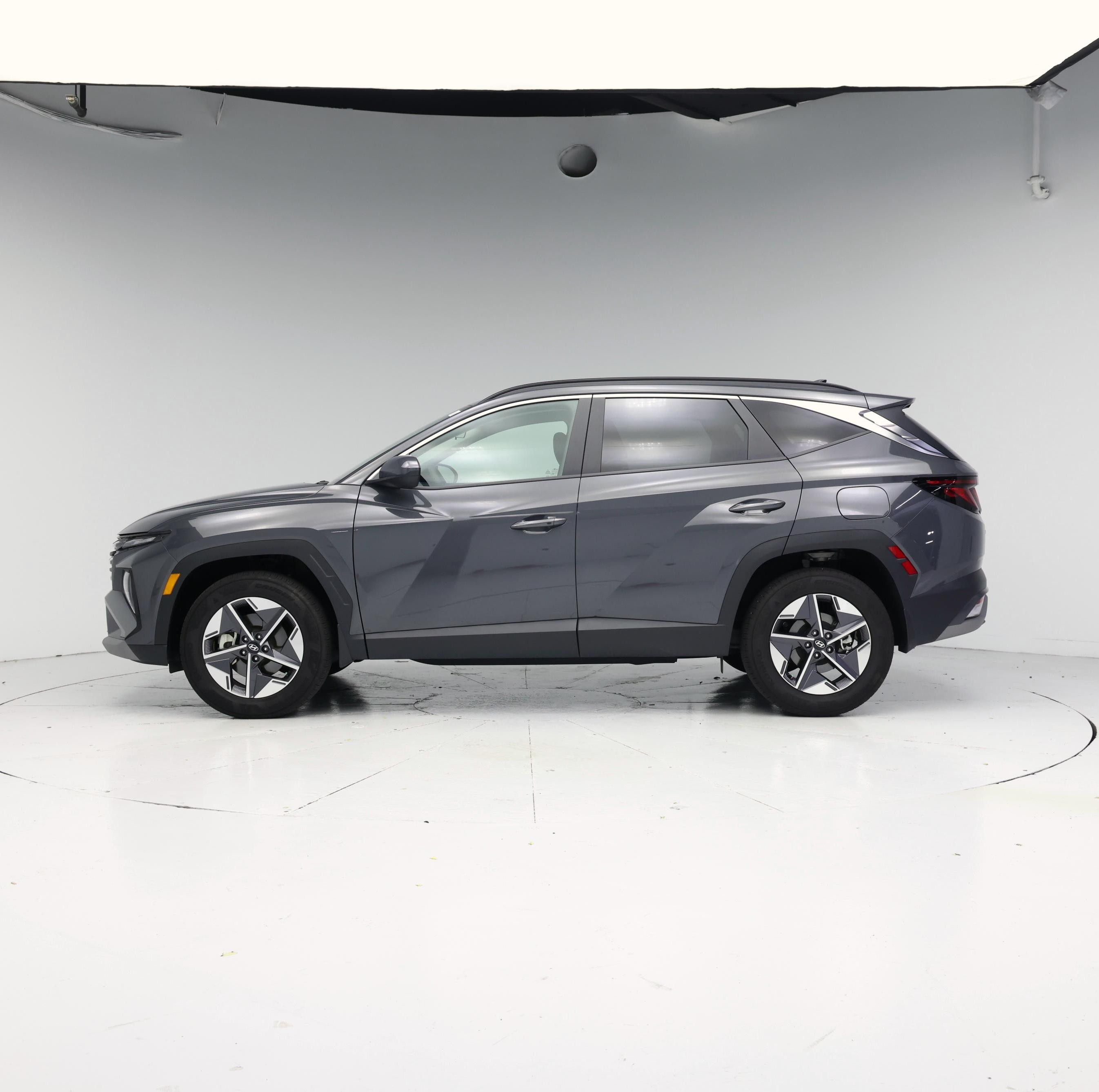 Thumbnail: 2026 Hyundai Tucson - 3