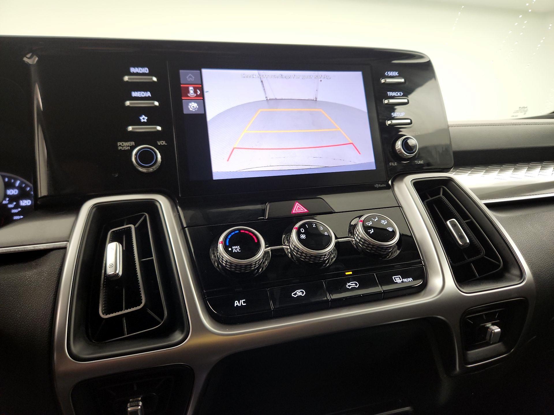 Thumbnail: 2023 Kia Sorento - 13