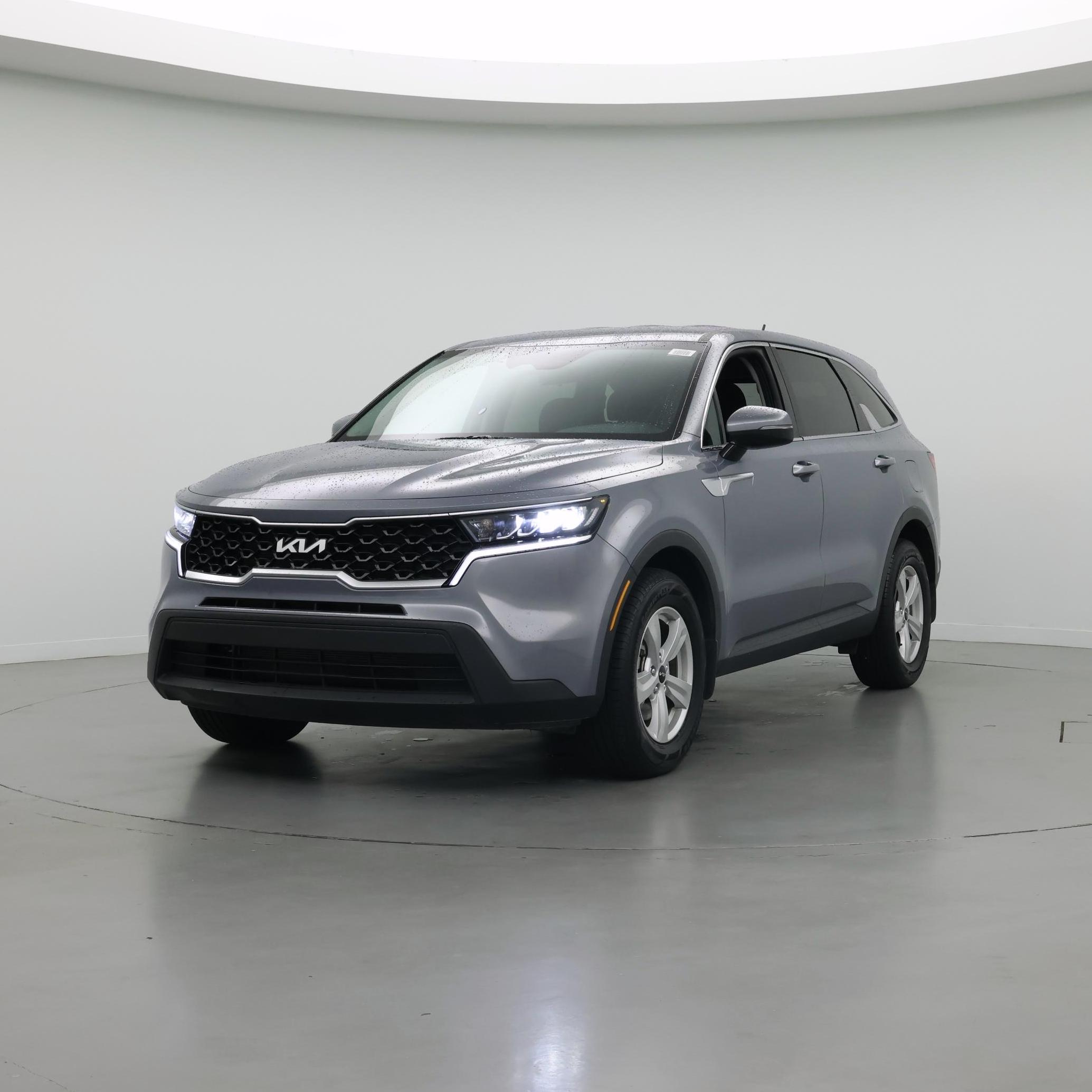Thumbnail: 2023 Kia Sorento - 4