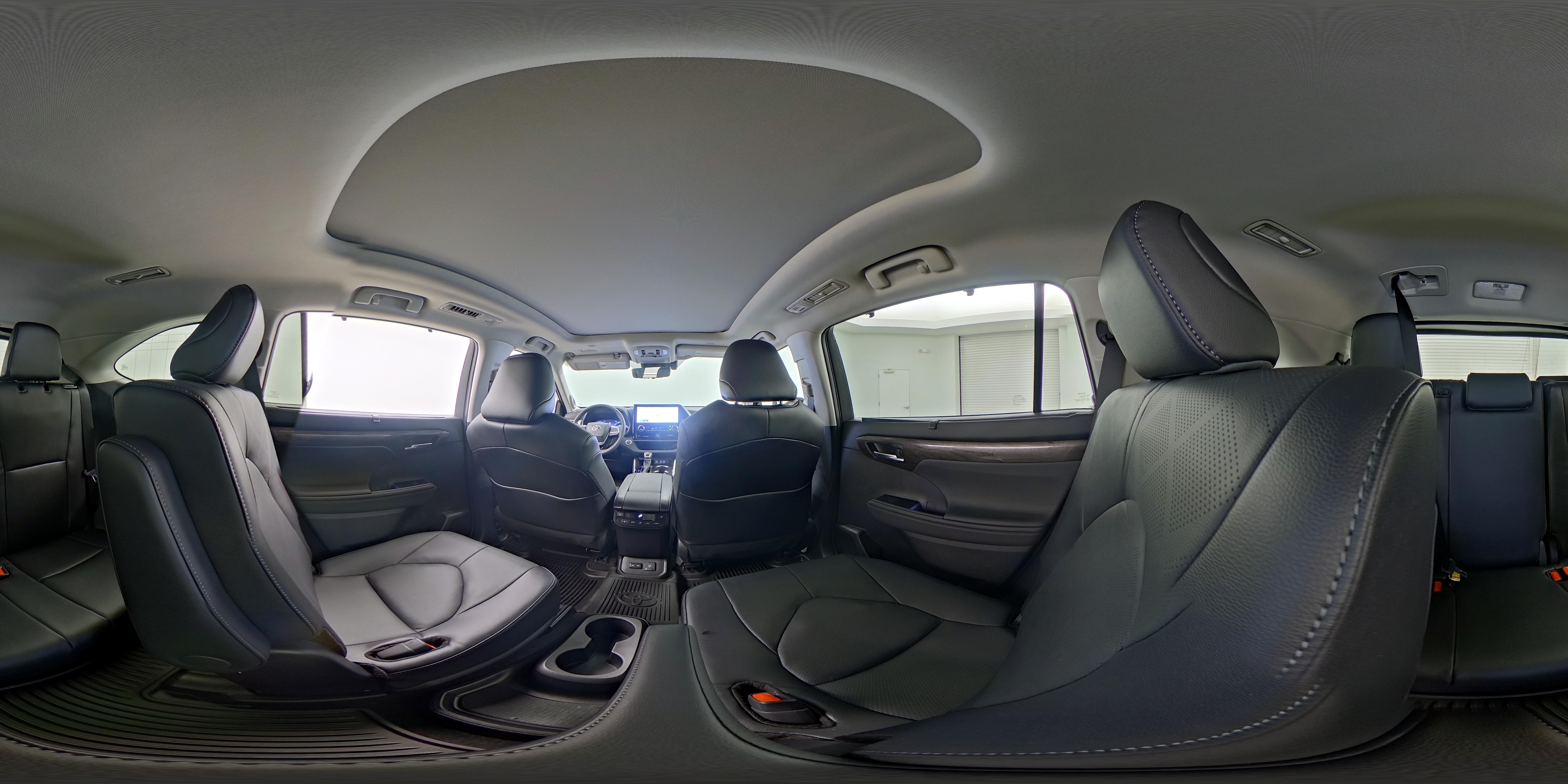 2026 Toyota Highlander Platinum - Photo 27