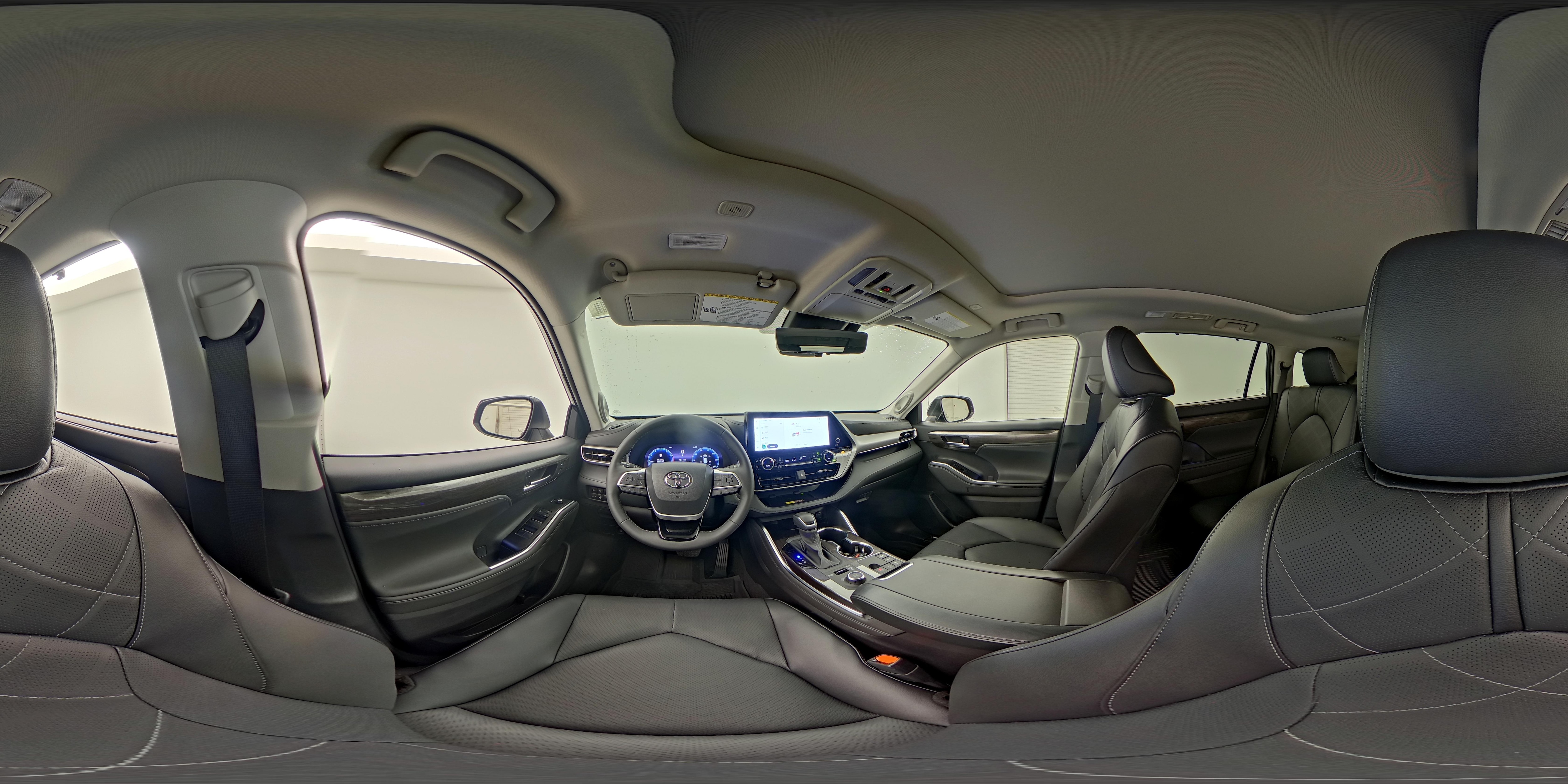 2026 Toyota Highlander Platinum - Photo 28