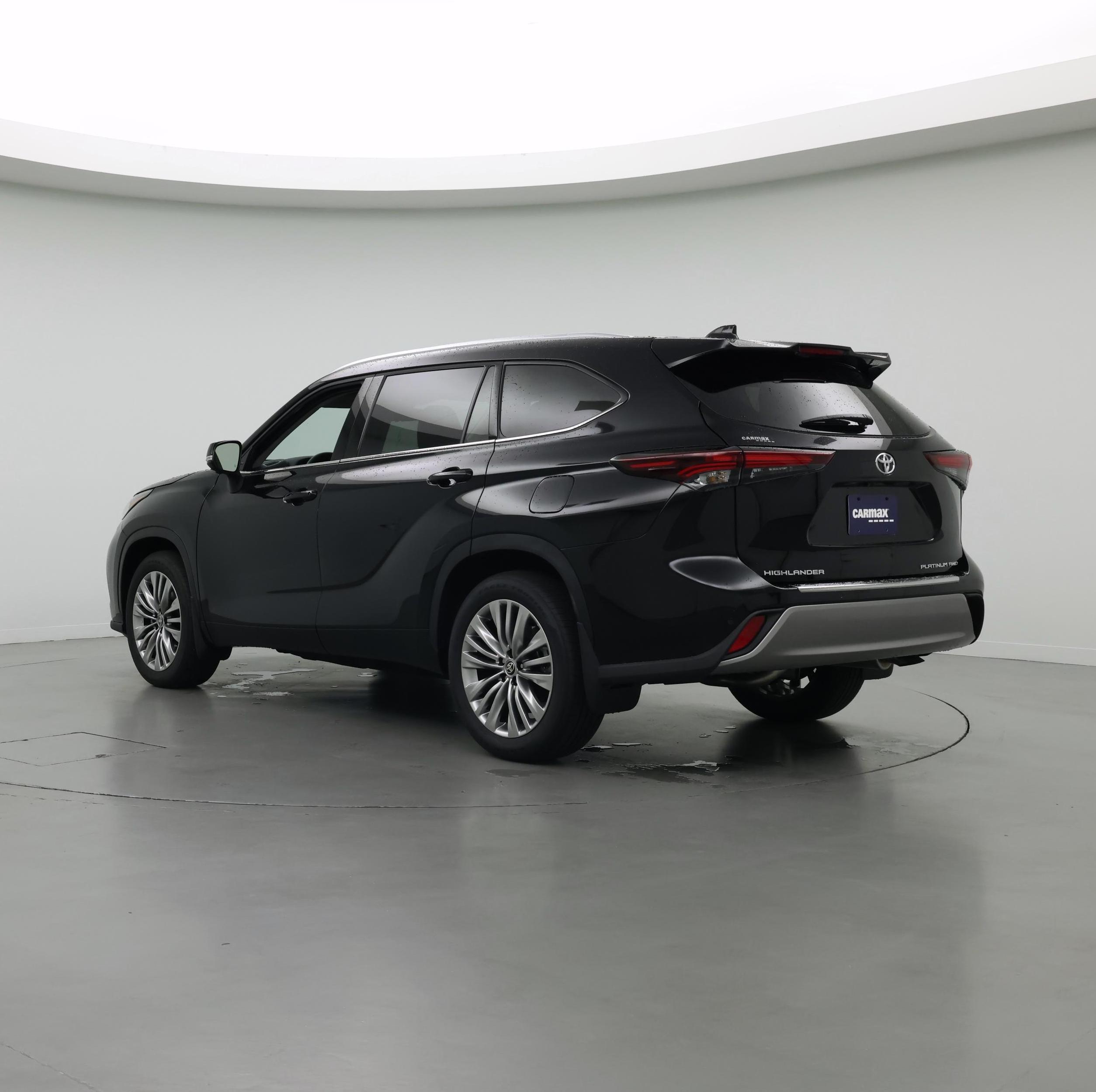 Thumbnail: 2026 Toyota Highlander - 2