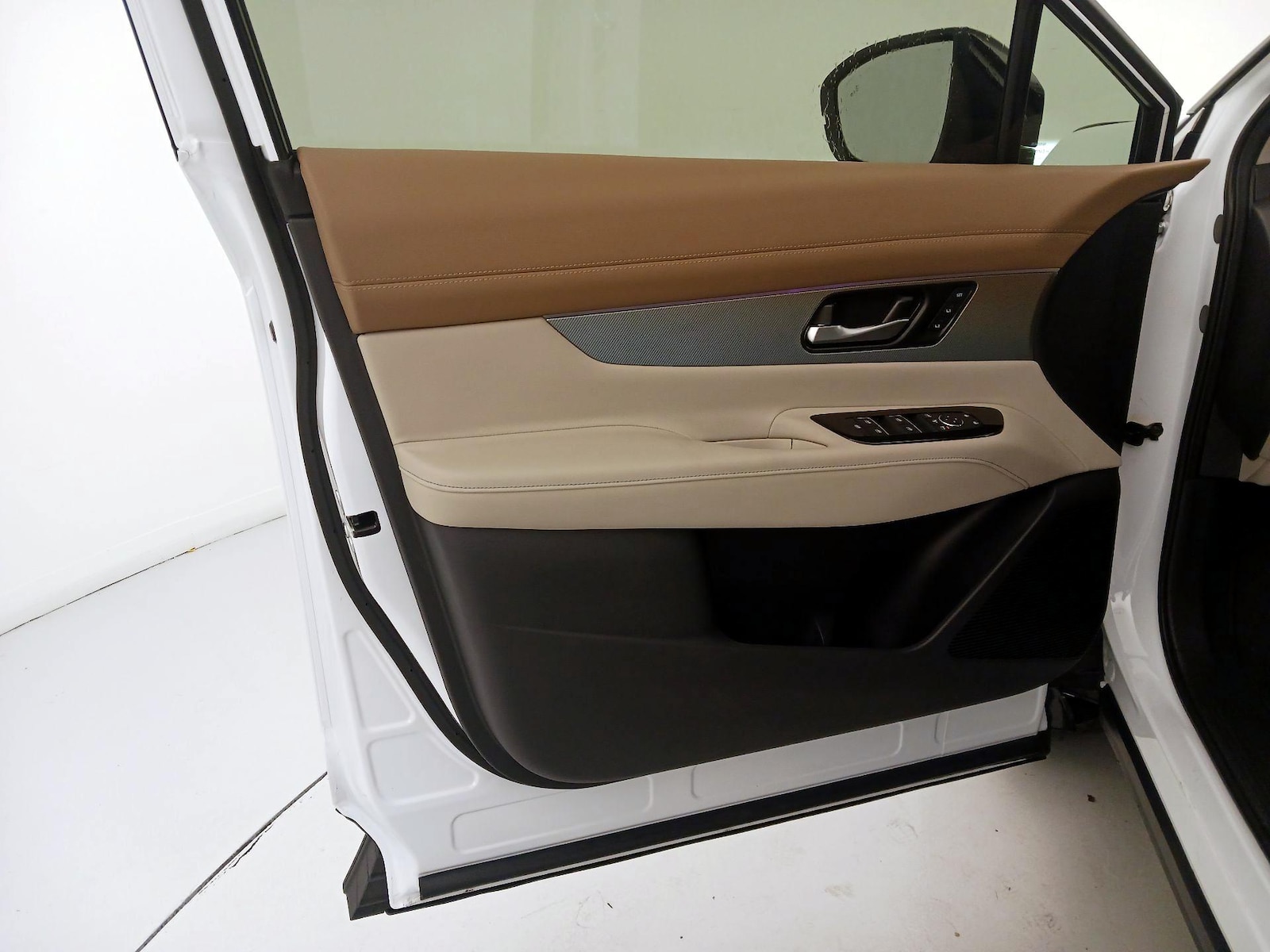 2025 Nissan Murano Platinum - Photo 13