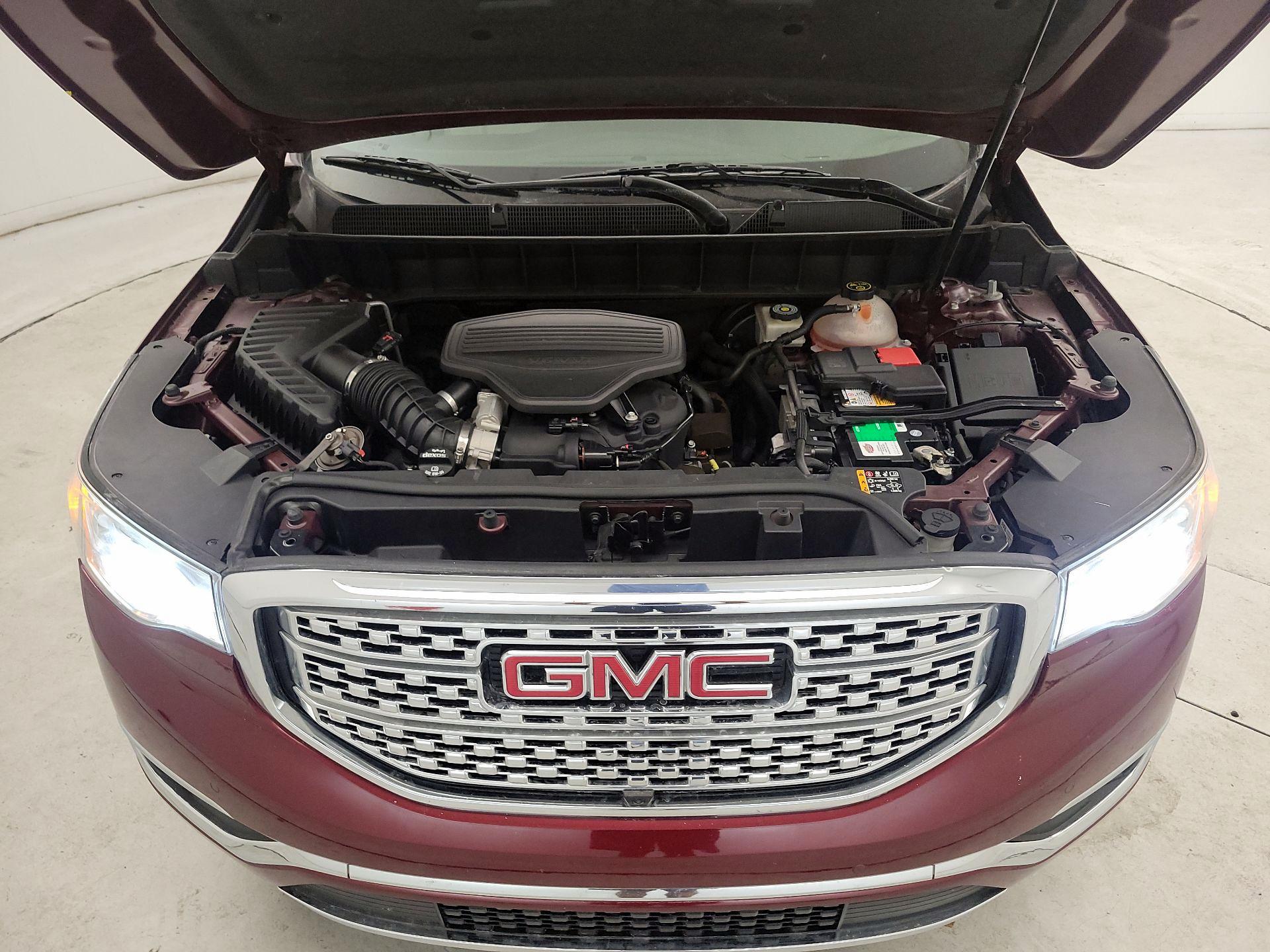 Thumbnail: 2018 GMC Acadia - 19