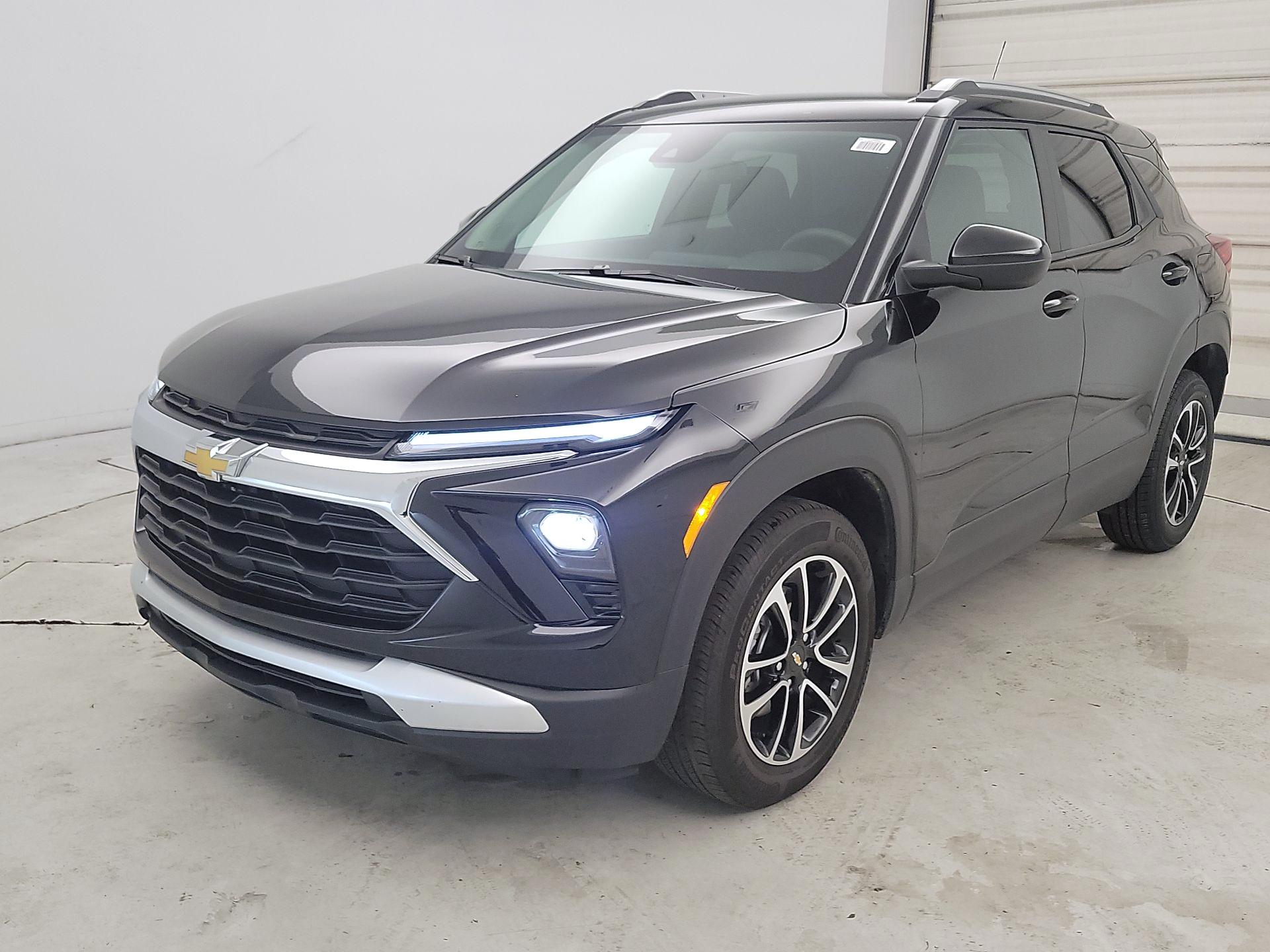 Thumbnail: 2025 Chevrolet TrailBlazer - 3
