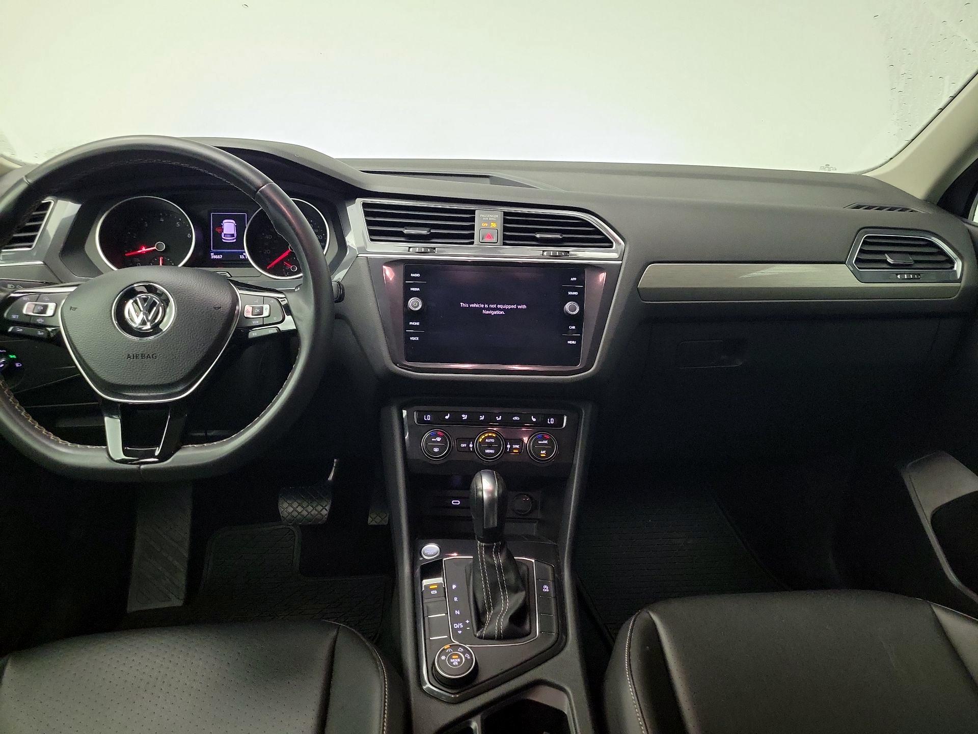 Thumbnail: 2021 Volkswagen Tiguan - 9
