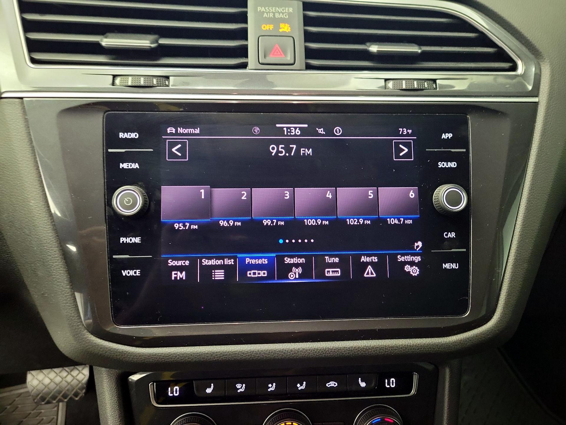 Thumbnail: 2021 Volkswagen Tiguan - 16