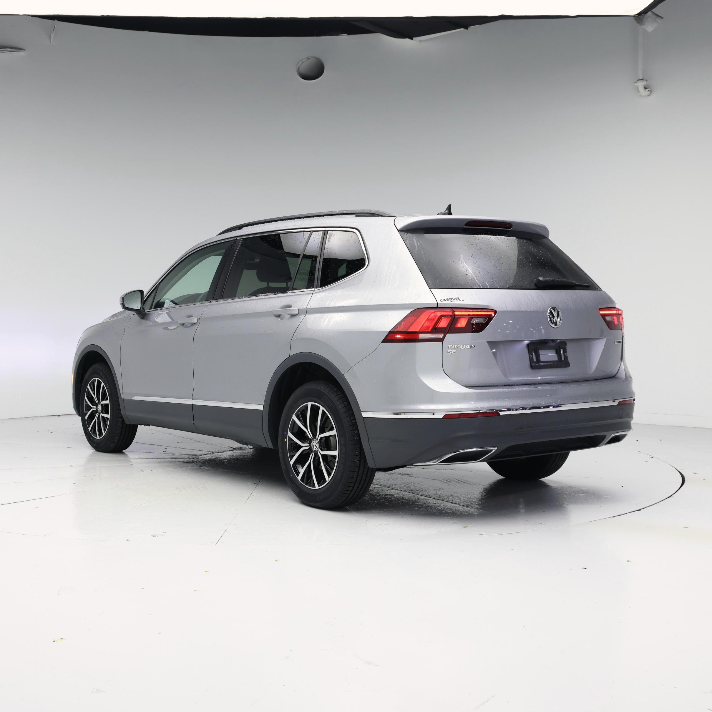 Thumbnail: 2021 Volkswagen Tiguan - 2