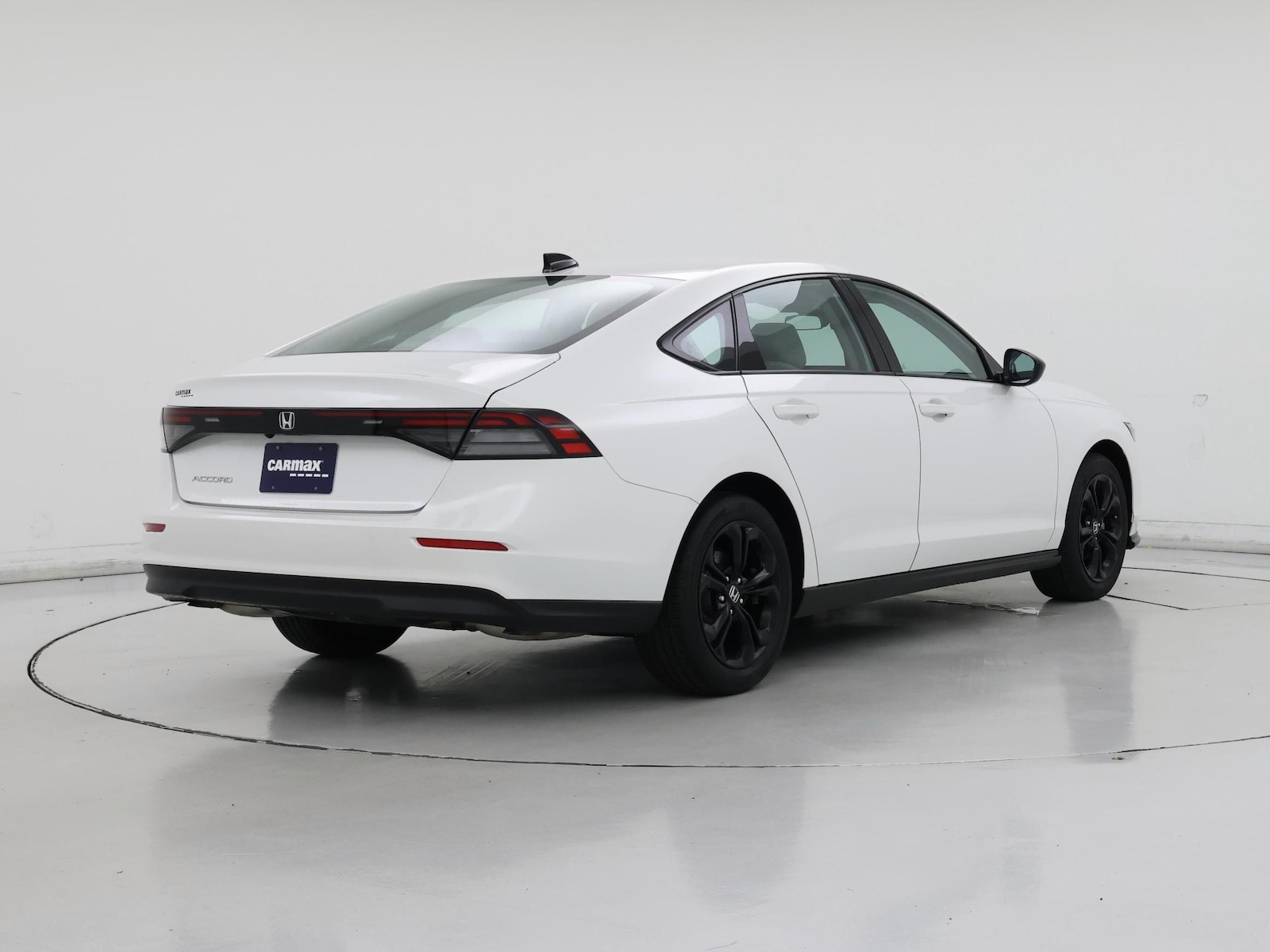 2025 Honda Accord SE - Photo 9