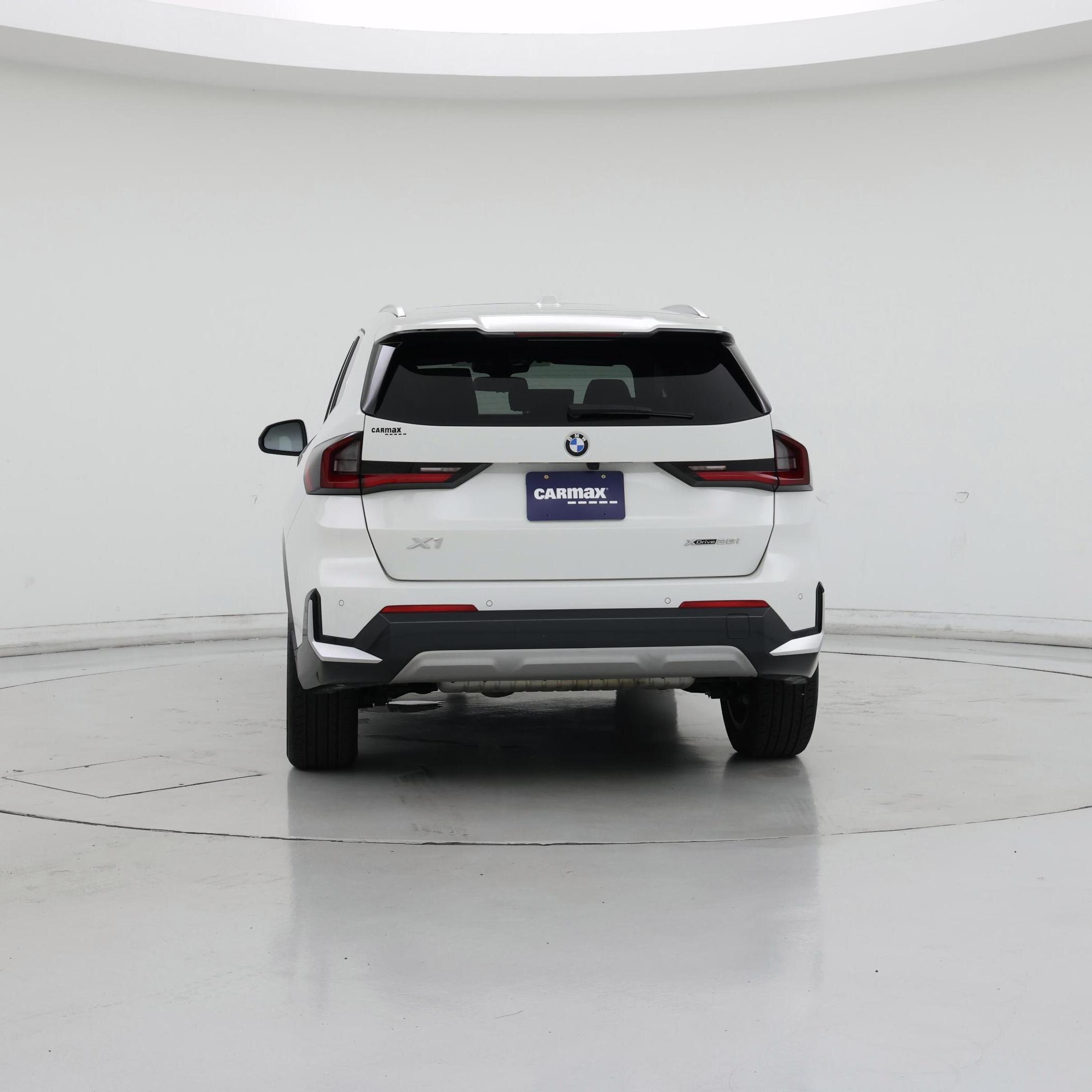 Thumbnail: 2026 BMW X1 - 6