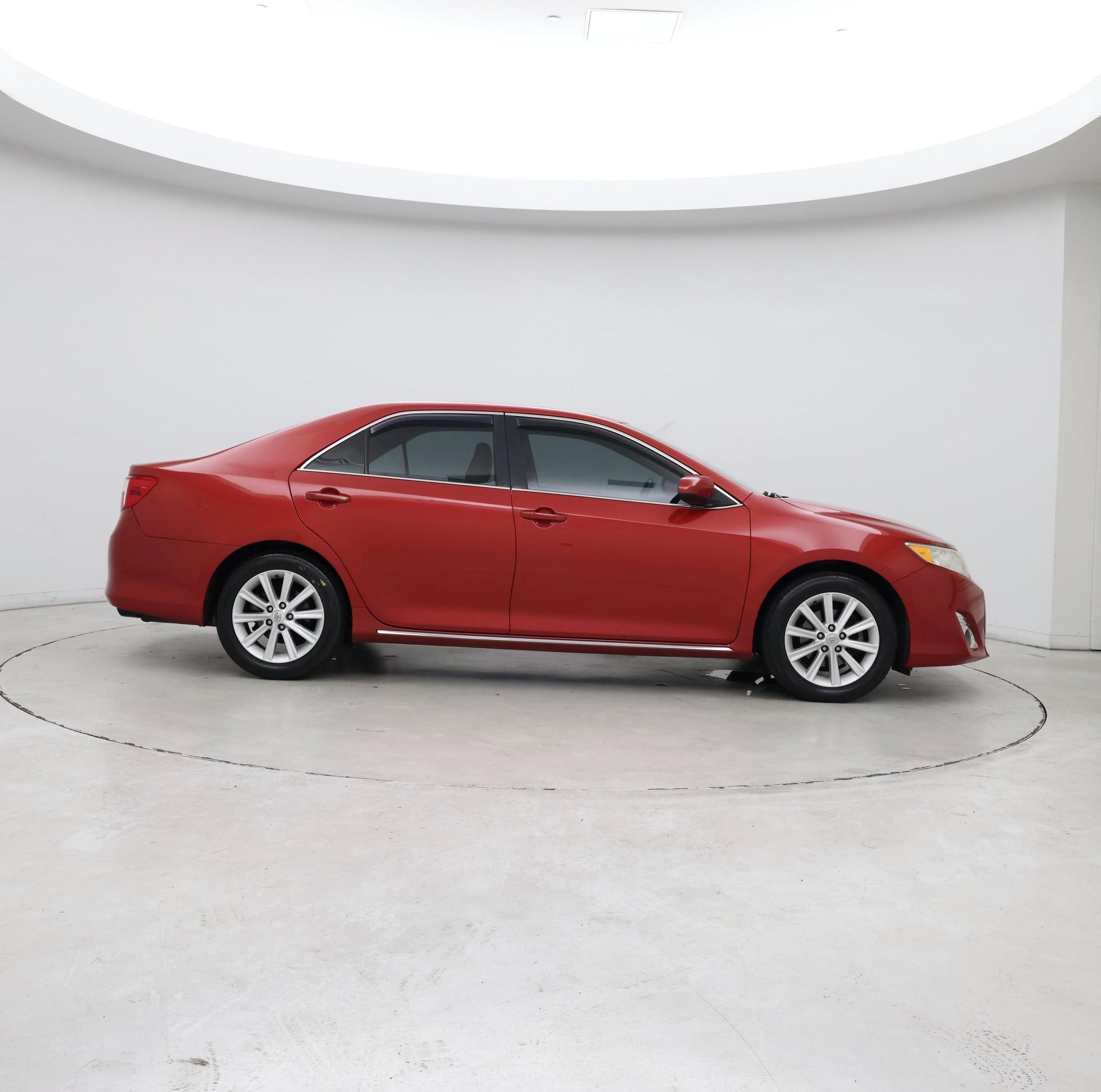 Thumbnail: 2014 Toyota Camry - 7