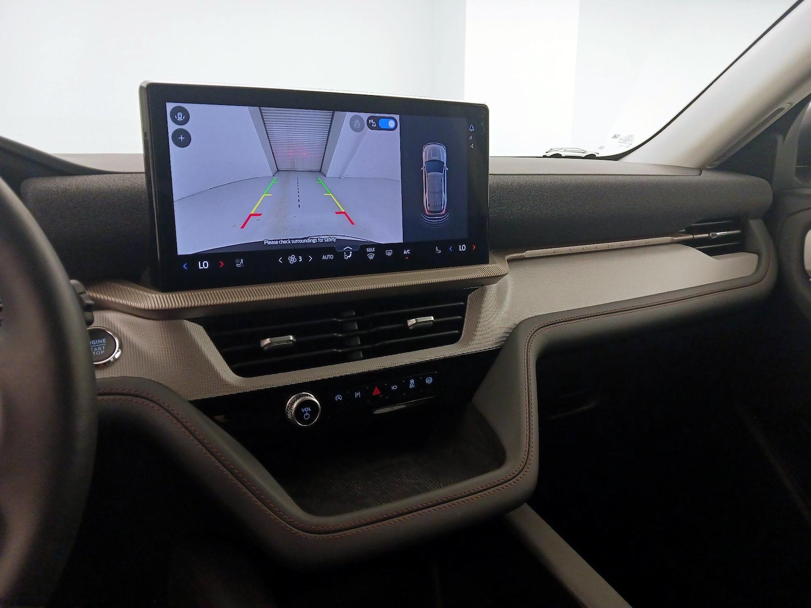 2026 Ford Explorer - Photo 16