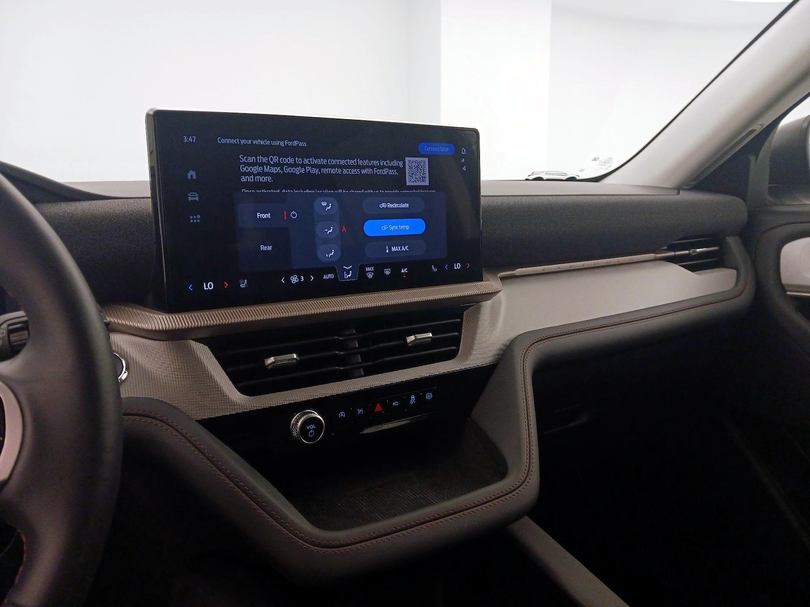 2026 Ford Explorer - Photo 18