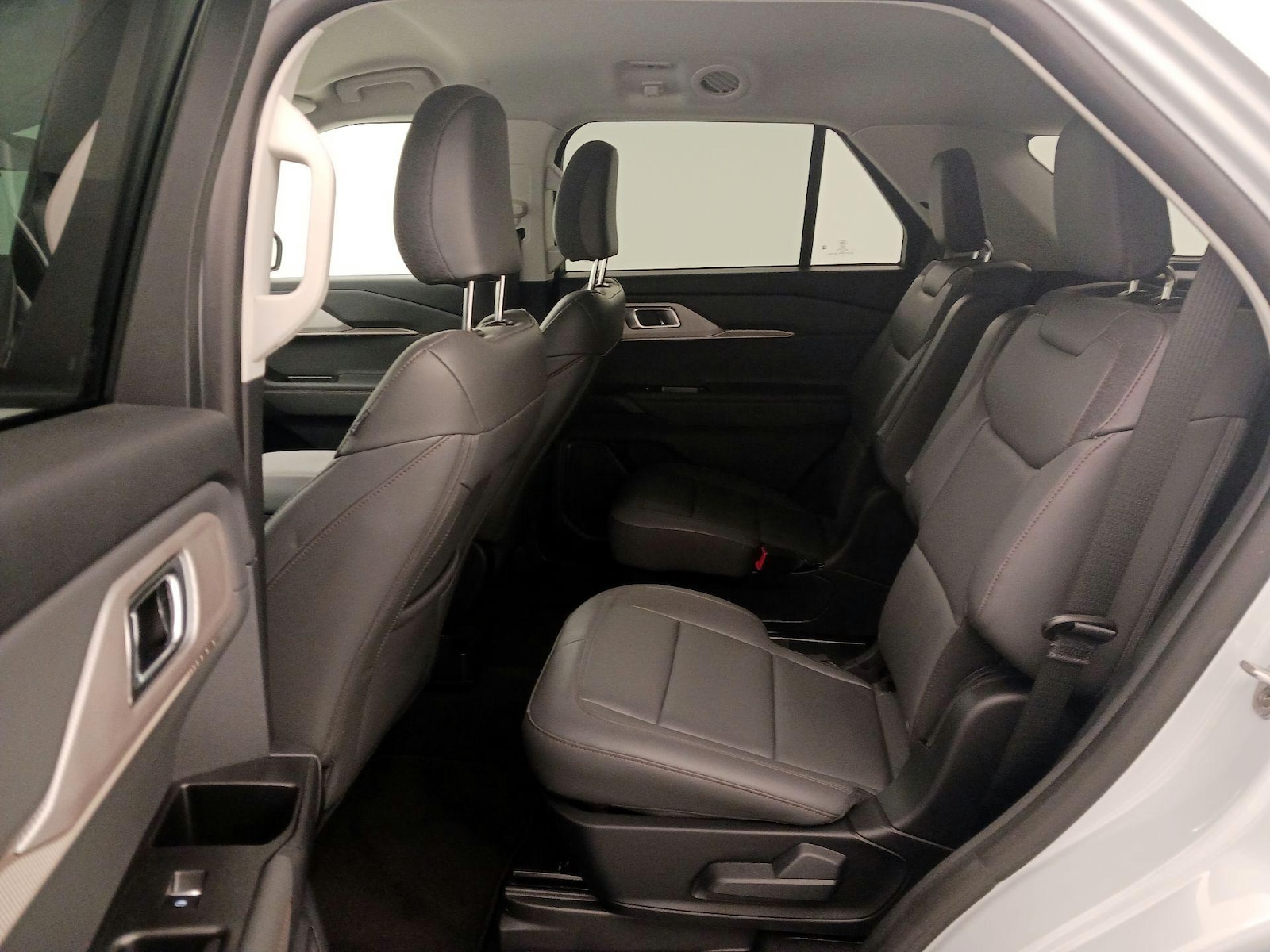 2026 Ford Explorer - Photo 21
