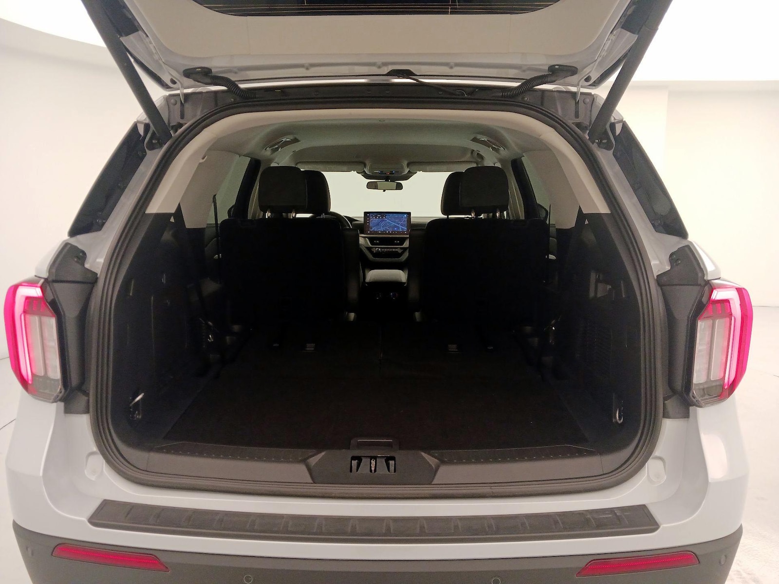2026 Ford Explorer - Photo 24