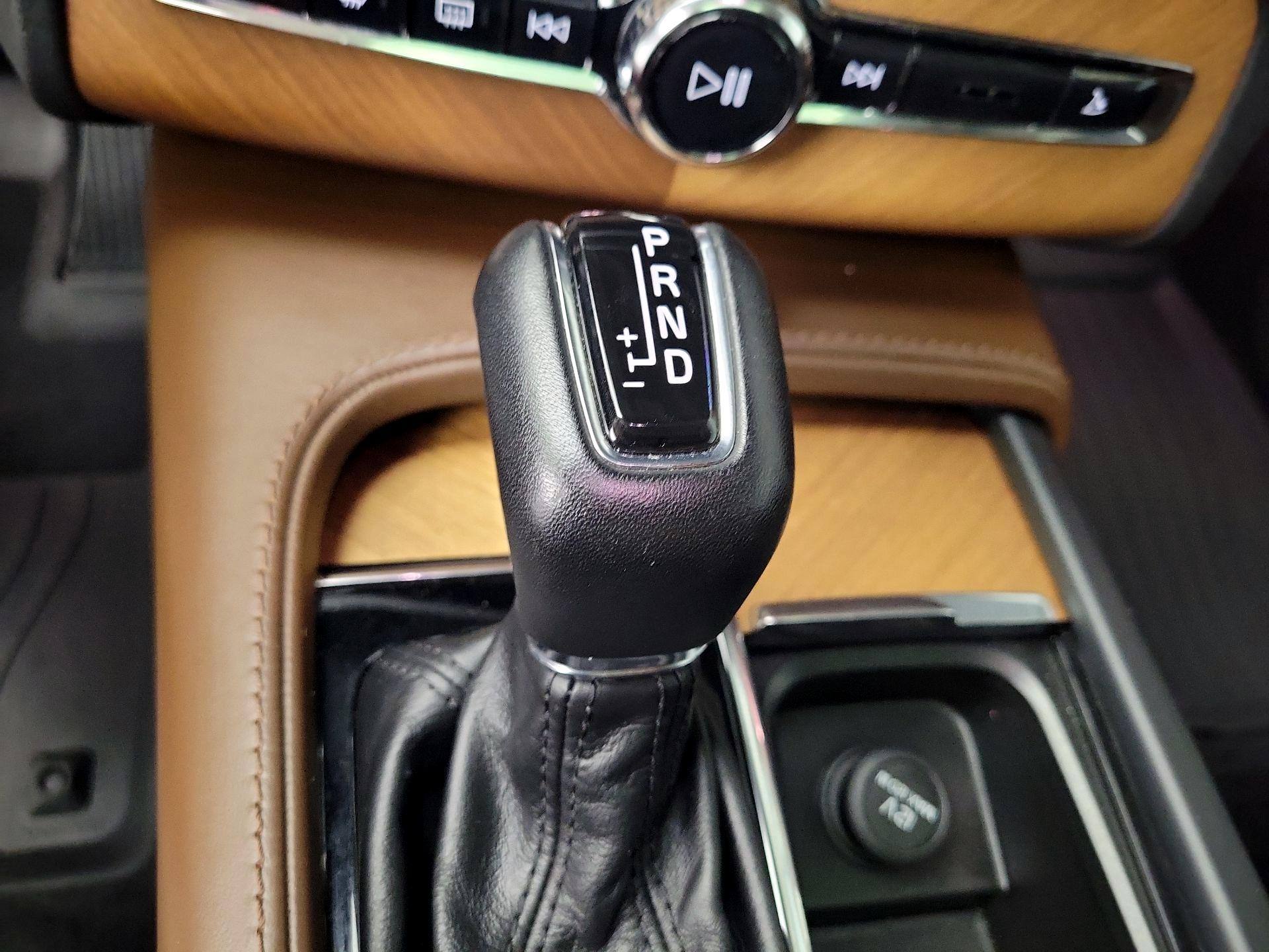 Thumbnail: 2019 Volvo XC90 - 17