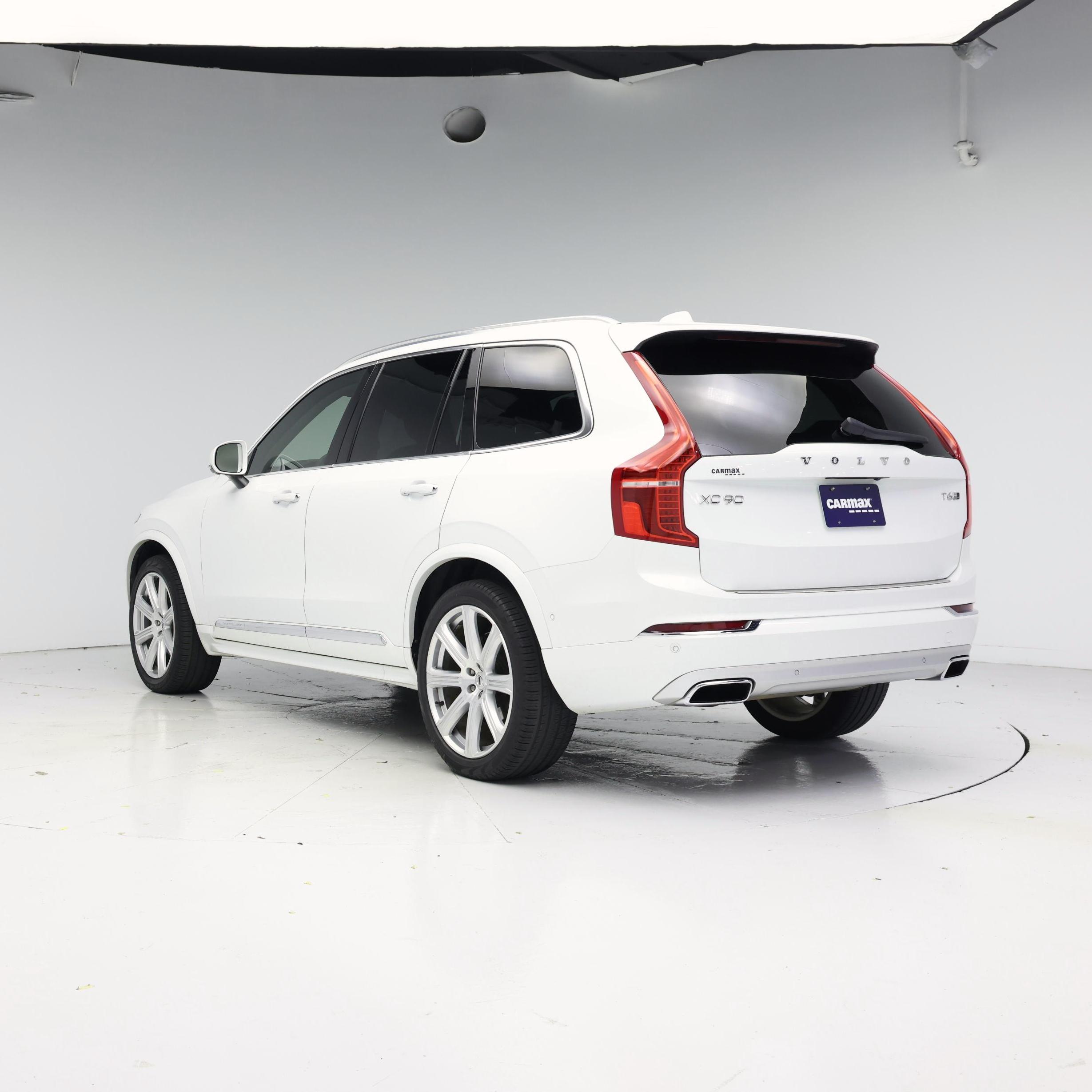 Thumbnail: 2019 Volvo XC90 - 2