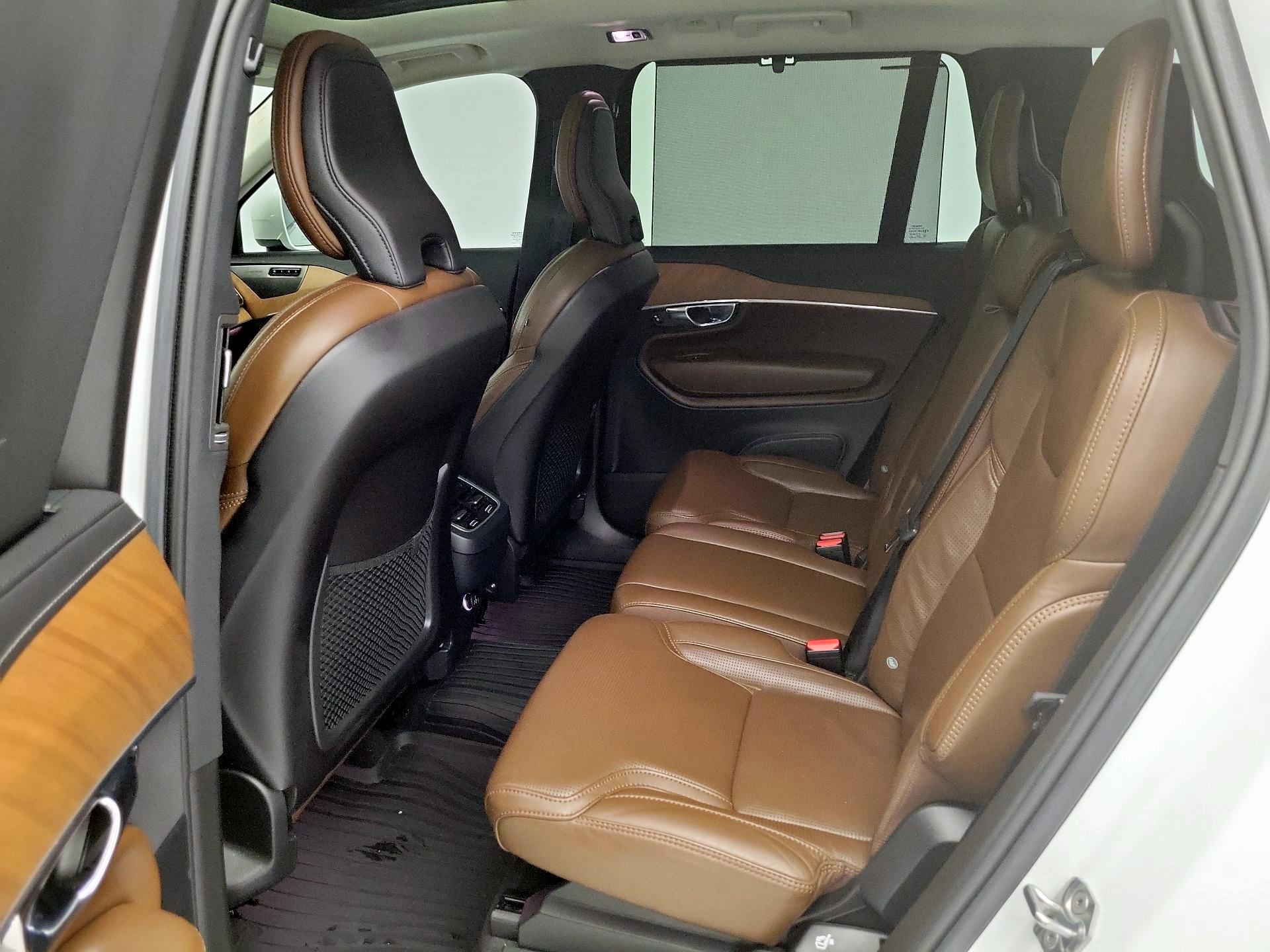 Thumbnail: 2019 Volvo XC90 - 20