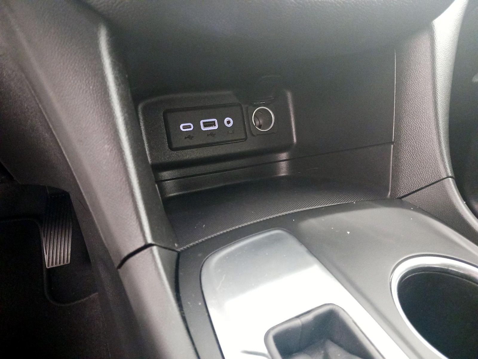 2020 Chevrolet Equinox LT - Photo 19