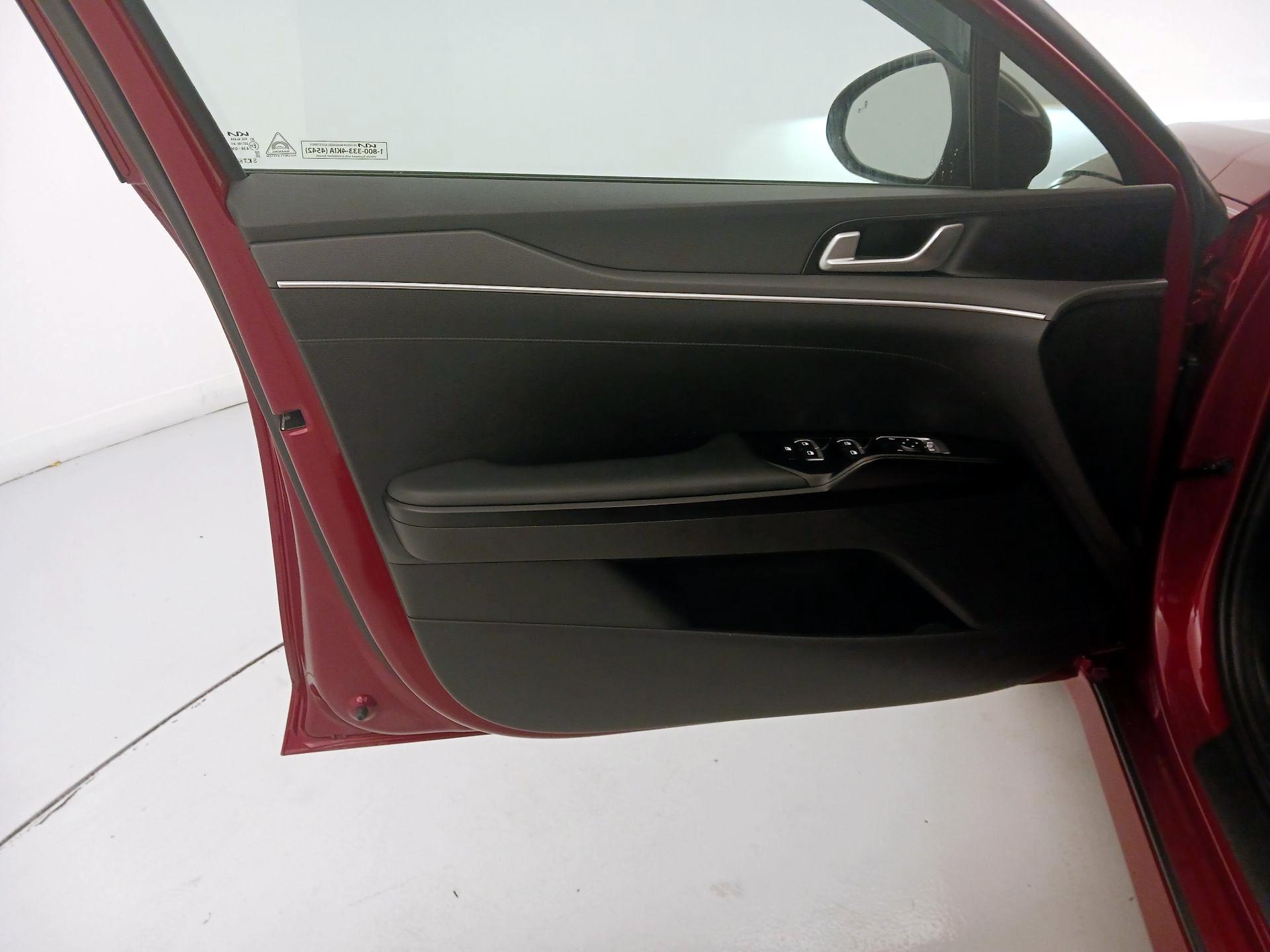 Thumbnail: 2024 Kia K5 - 12