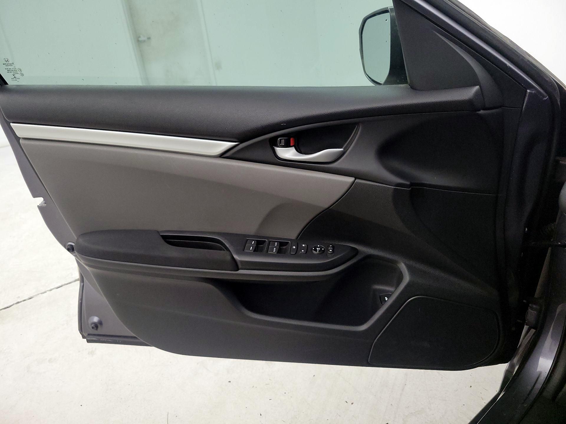 Thumbnail: 2020 Honda Civic - 12