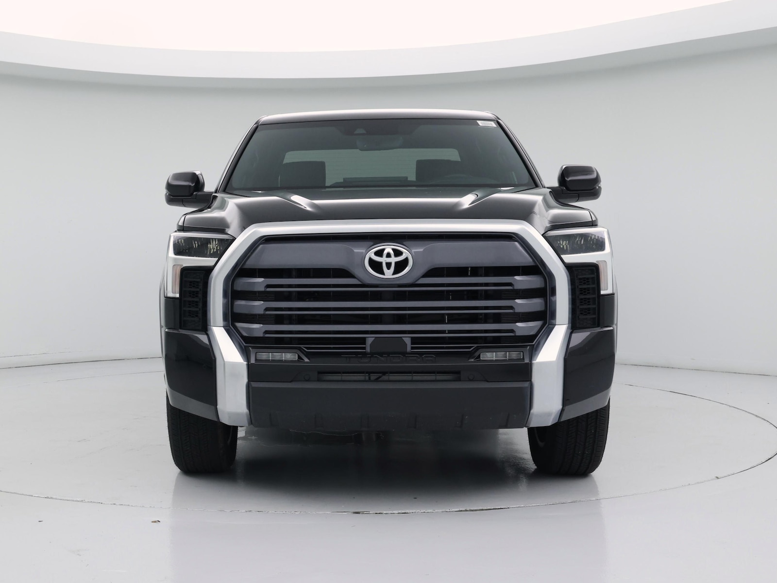 2026 Toyota Tundra Limited - Photo 6