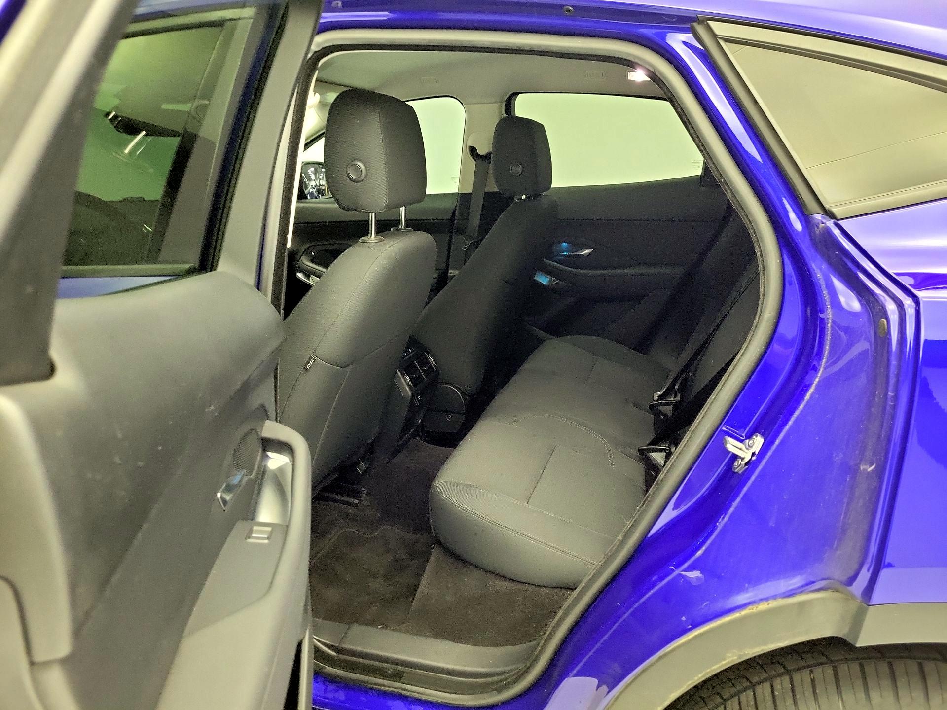 Thumbnail: 2019 Jaguar E-Pace - 19