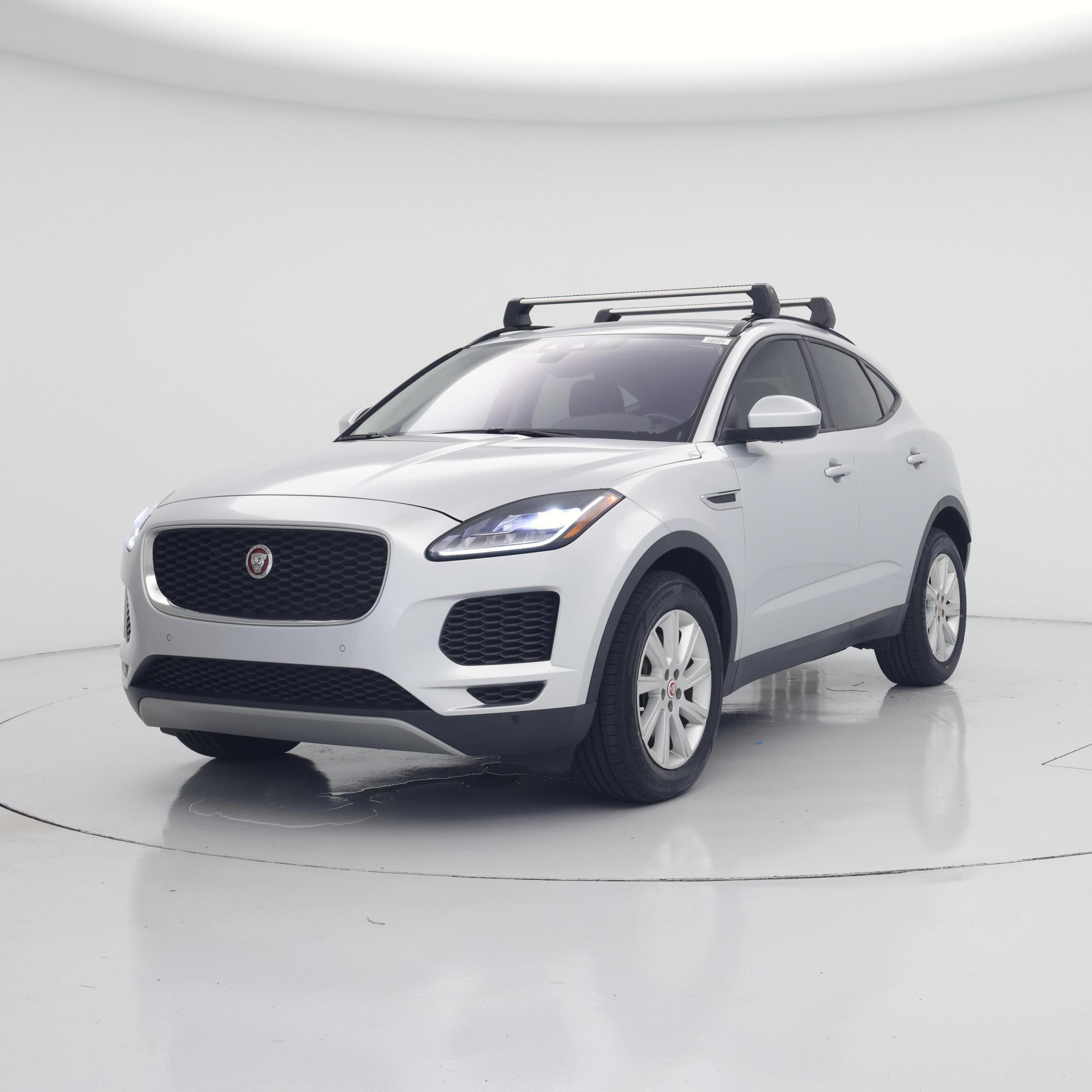 Thumbnail: 2020 Jaguar E-Pace - 4