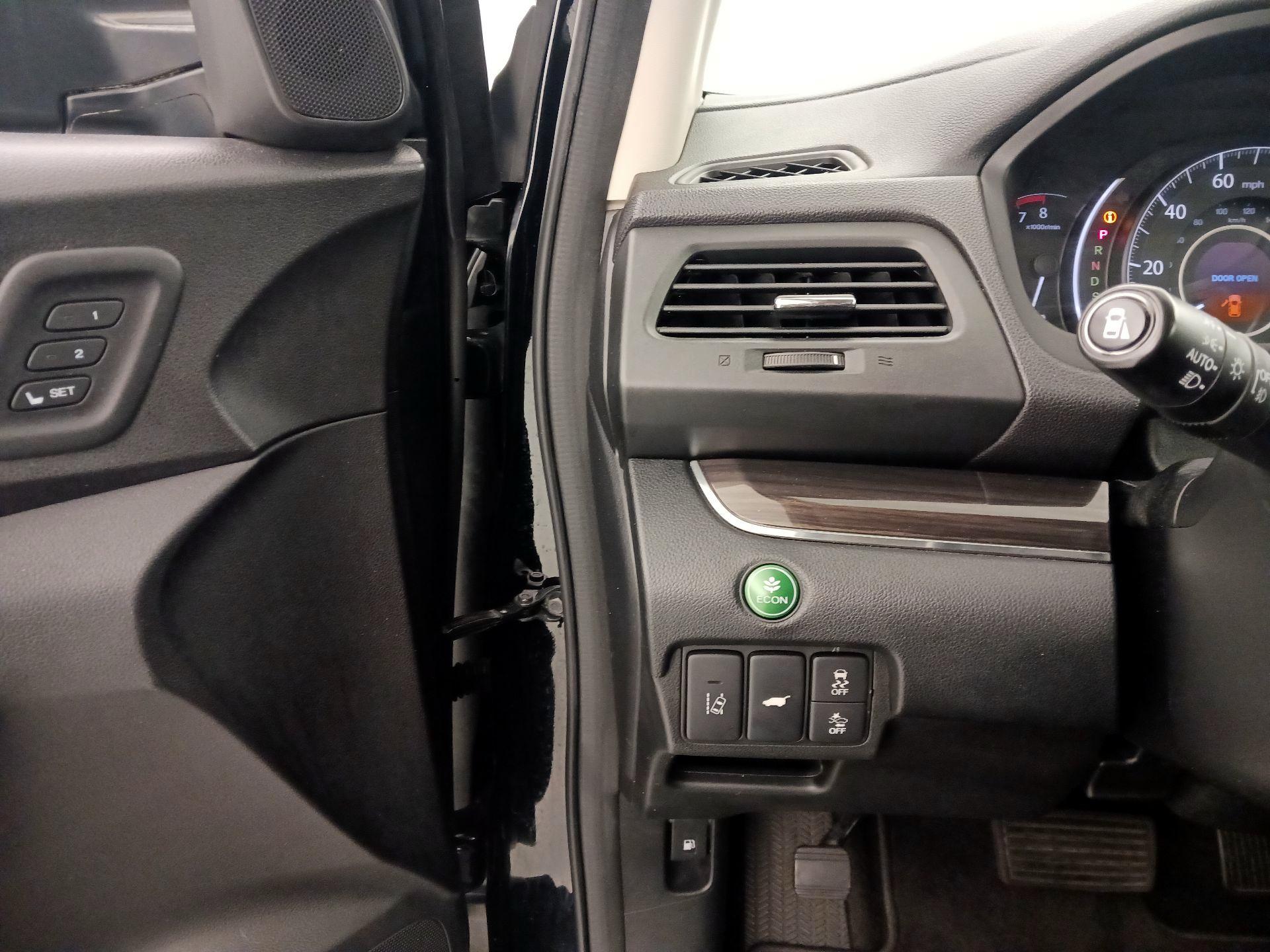 Thumbnail: 2016 Honda CR-V - 13
