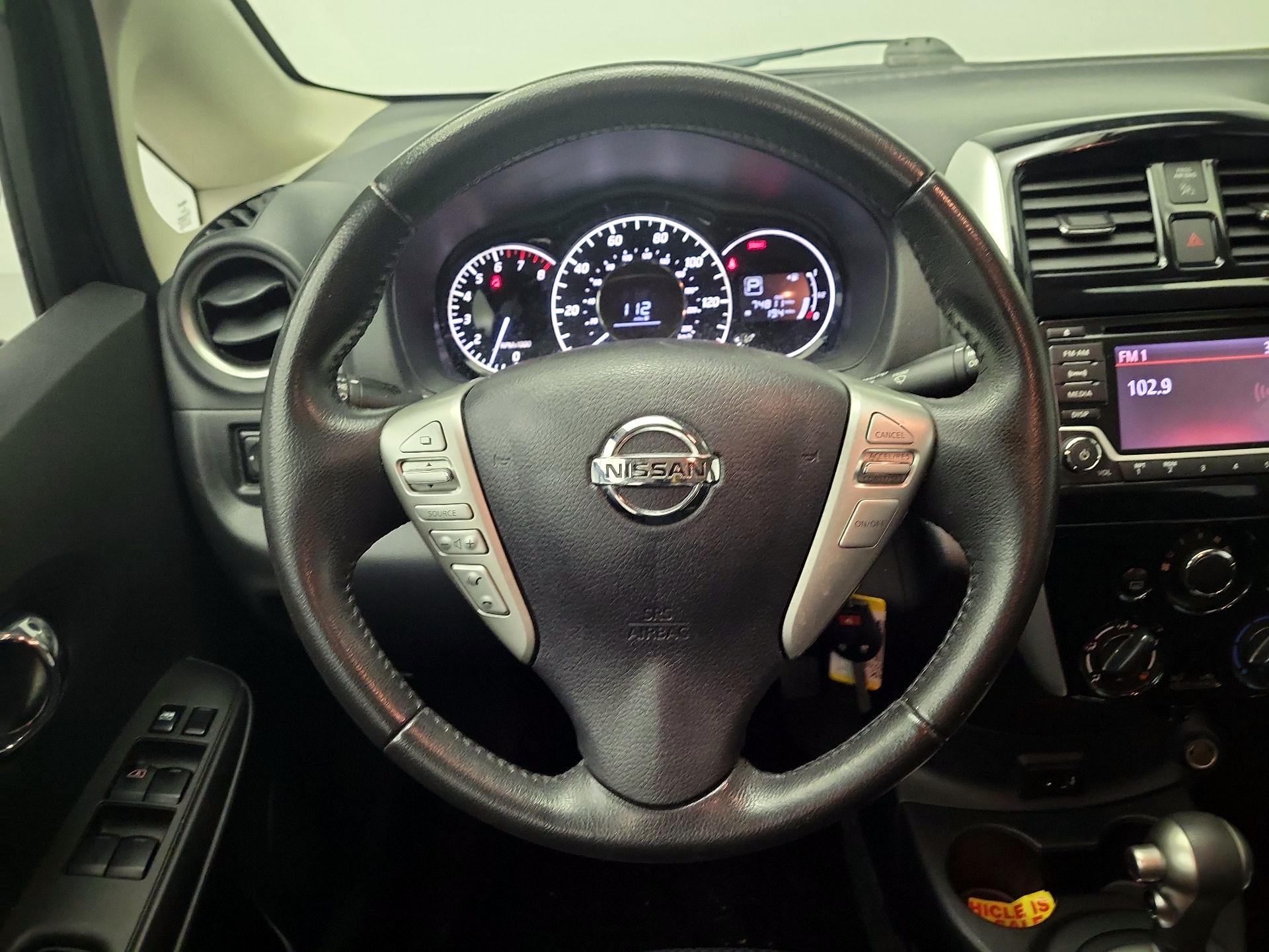 Thumbnail: 2017 Nissan Versa Note - 10