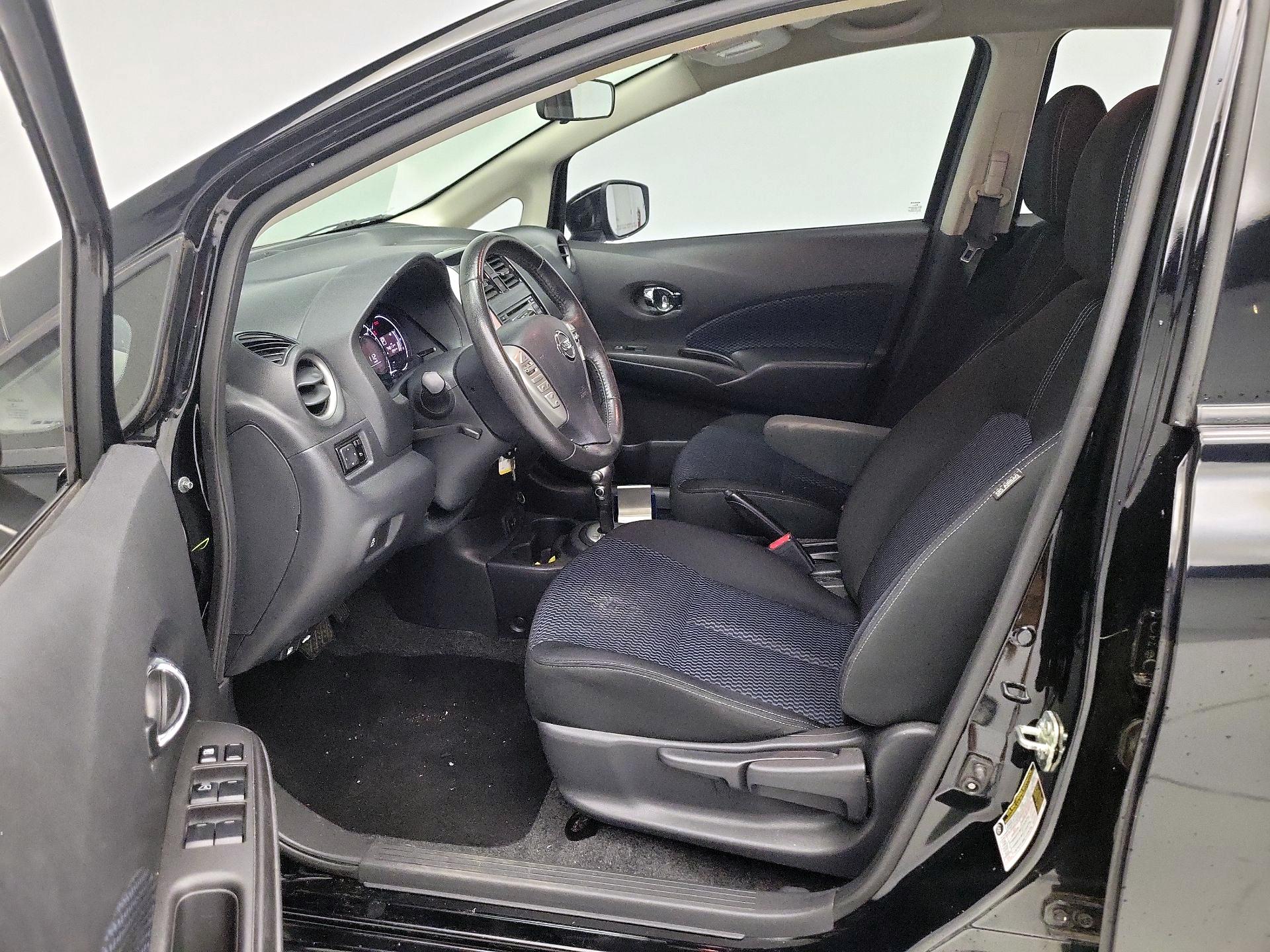 Thumbnail: 2017 Nissan Versa Note - 11